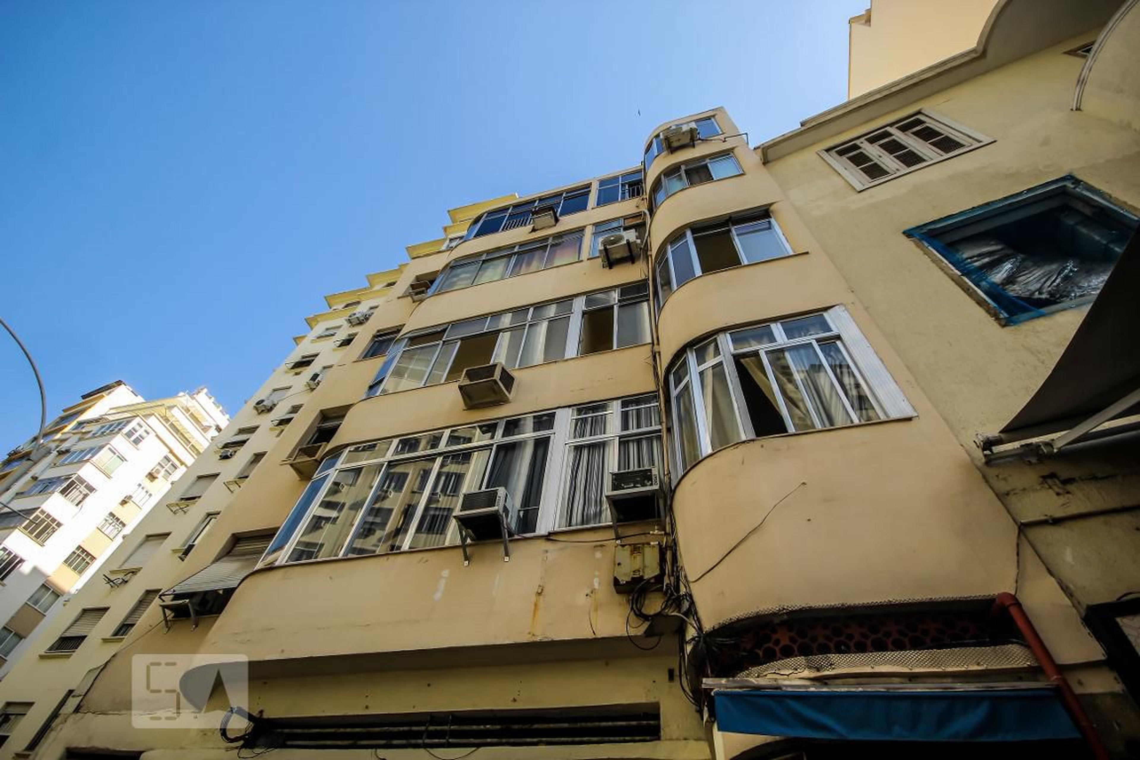 Fachada Condomínio em Avenida Nossa Senhora de Copacabana, 1202