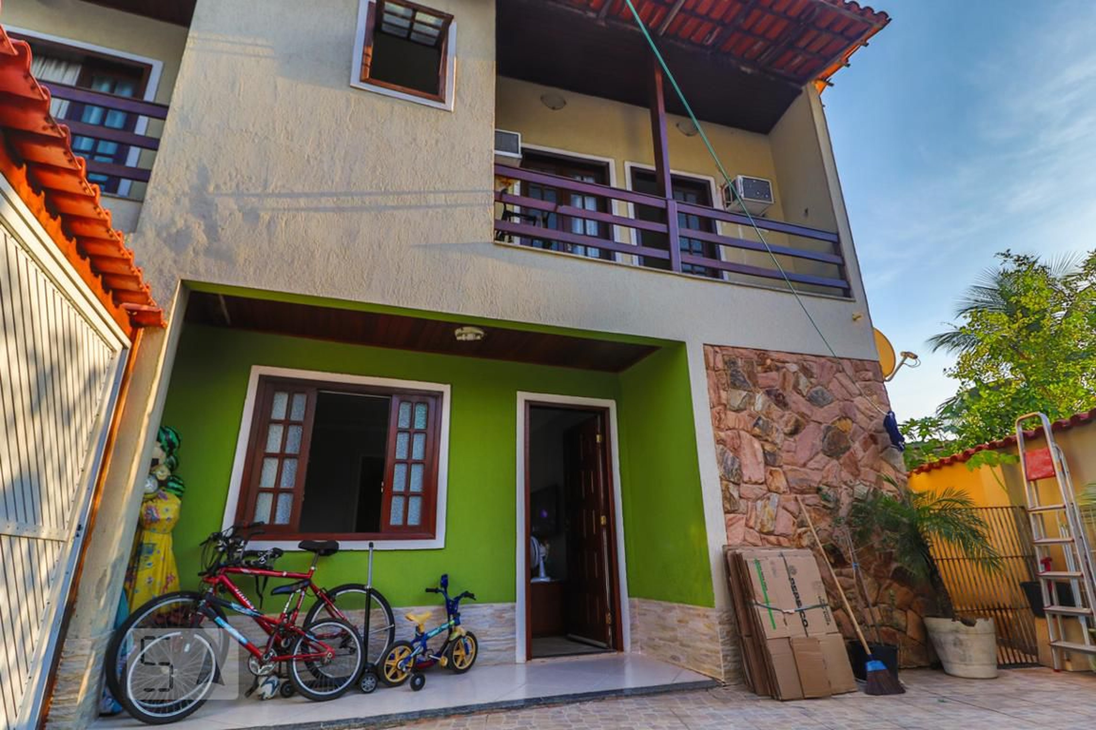 Fachada Condomínio em Rua Manuel Viêira, 271