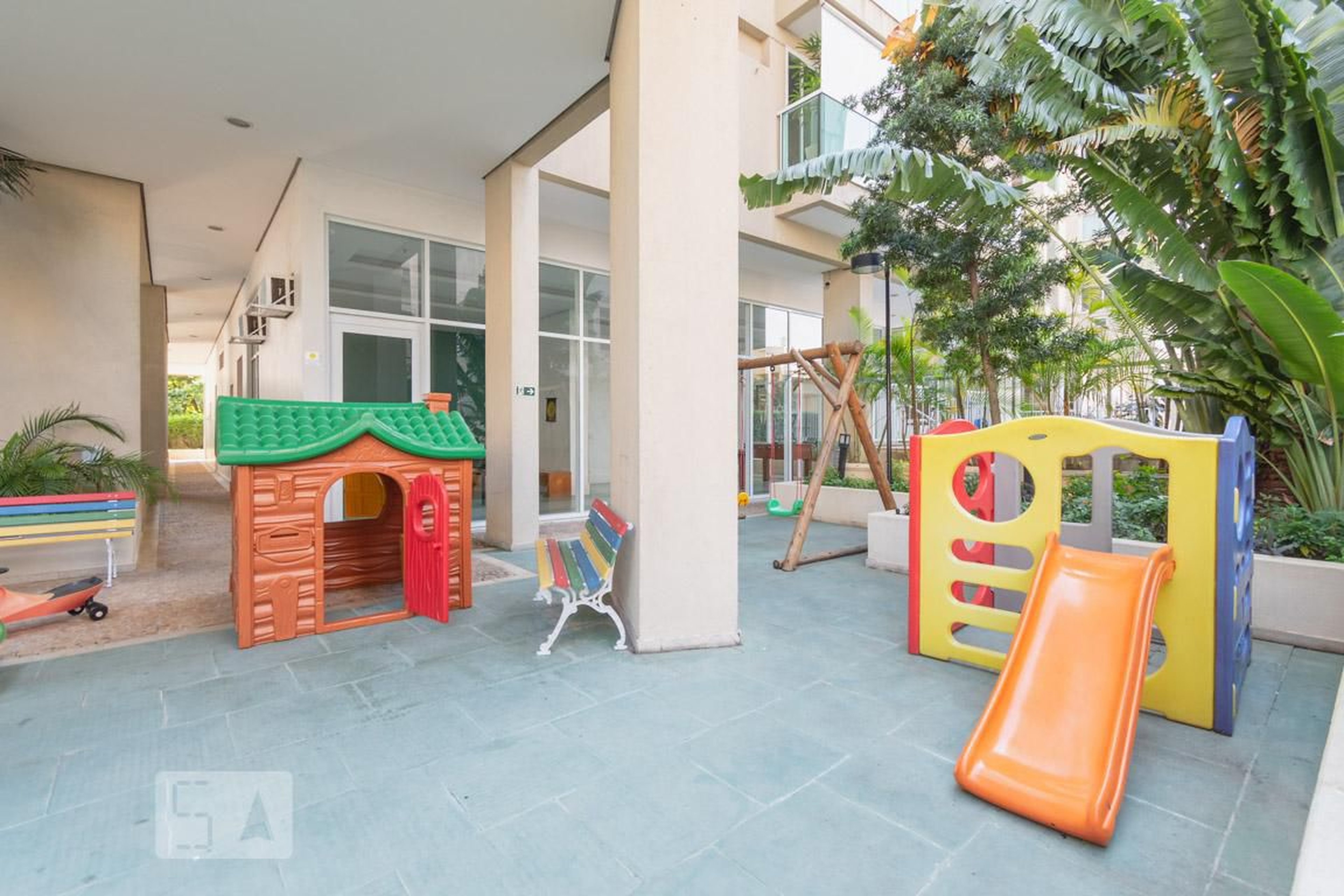 Playground - Grand Life