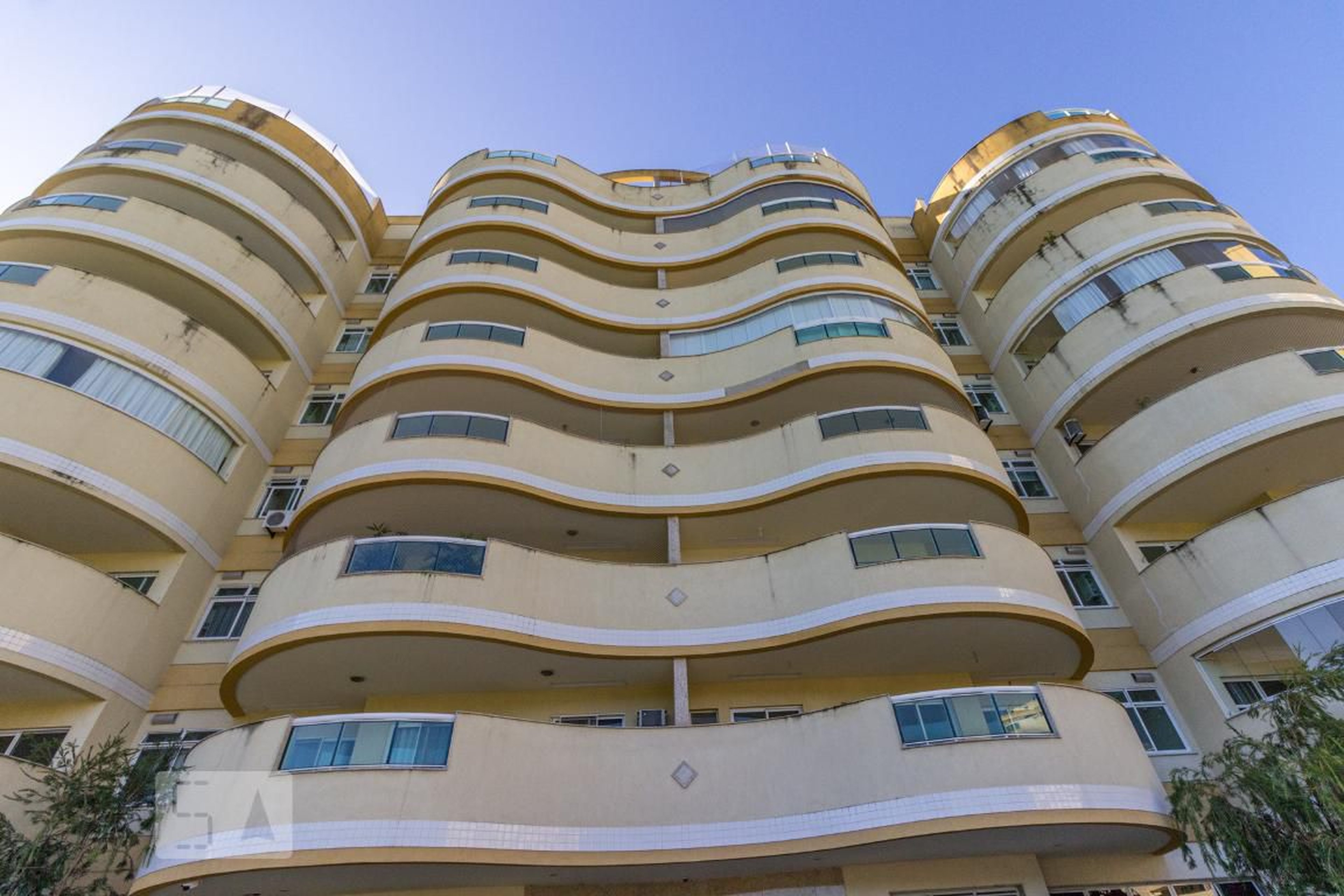 Fachada do Prédio Condomínio Round Decks