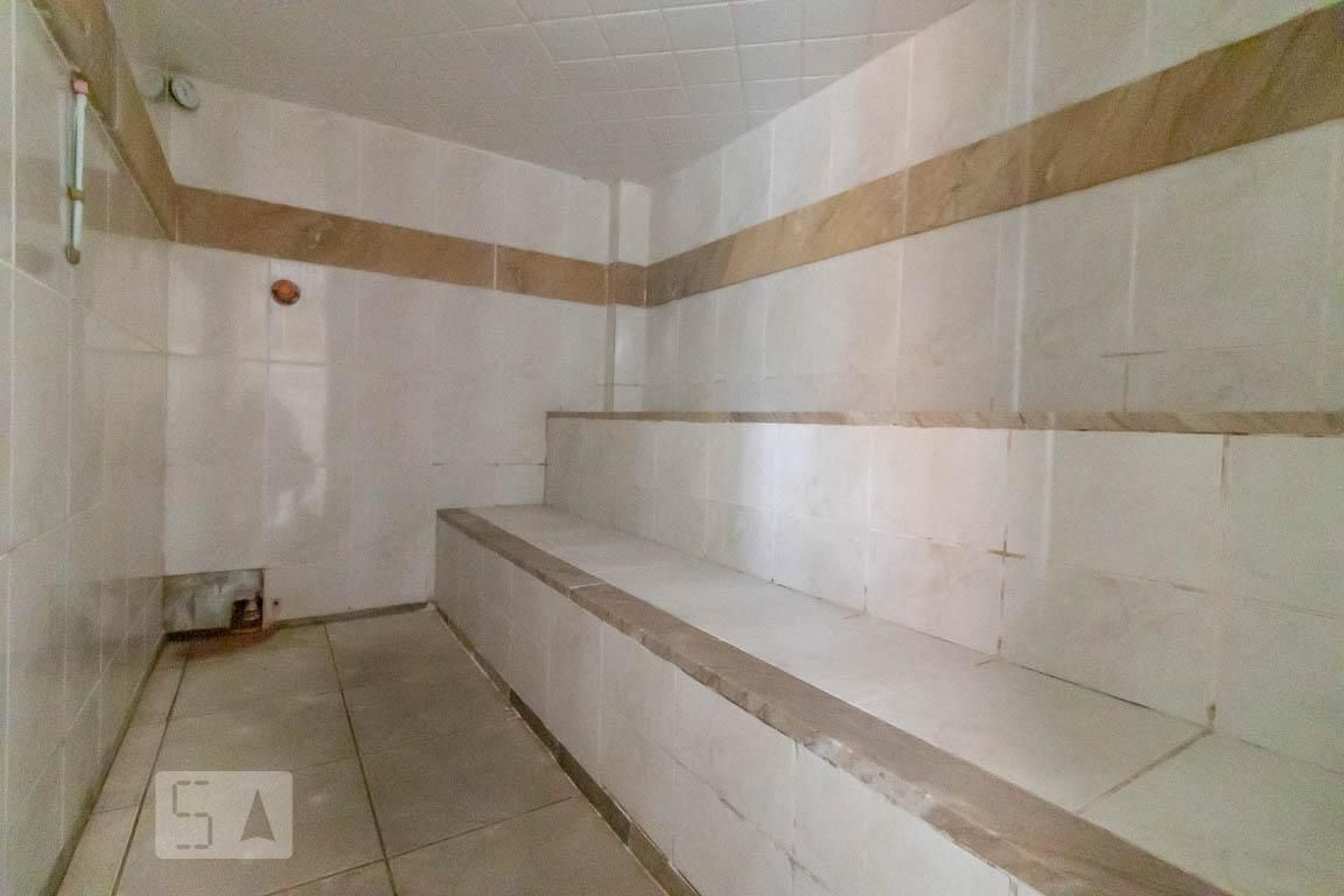 Sauna - Juliana Maria