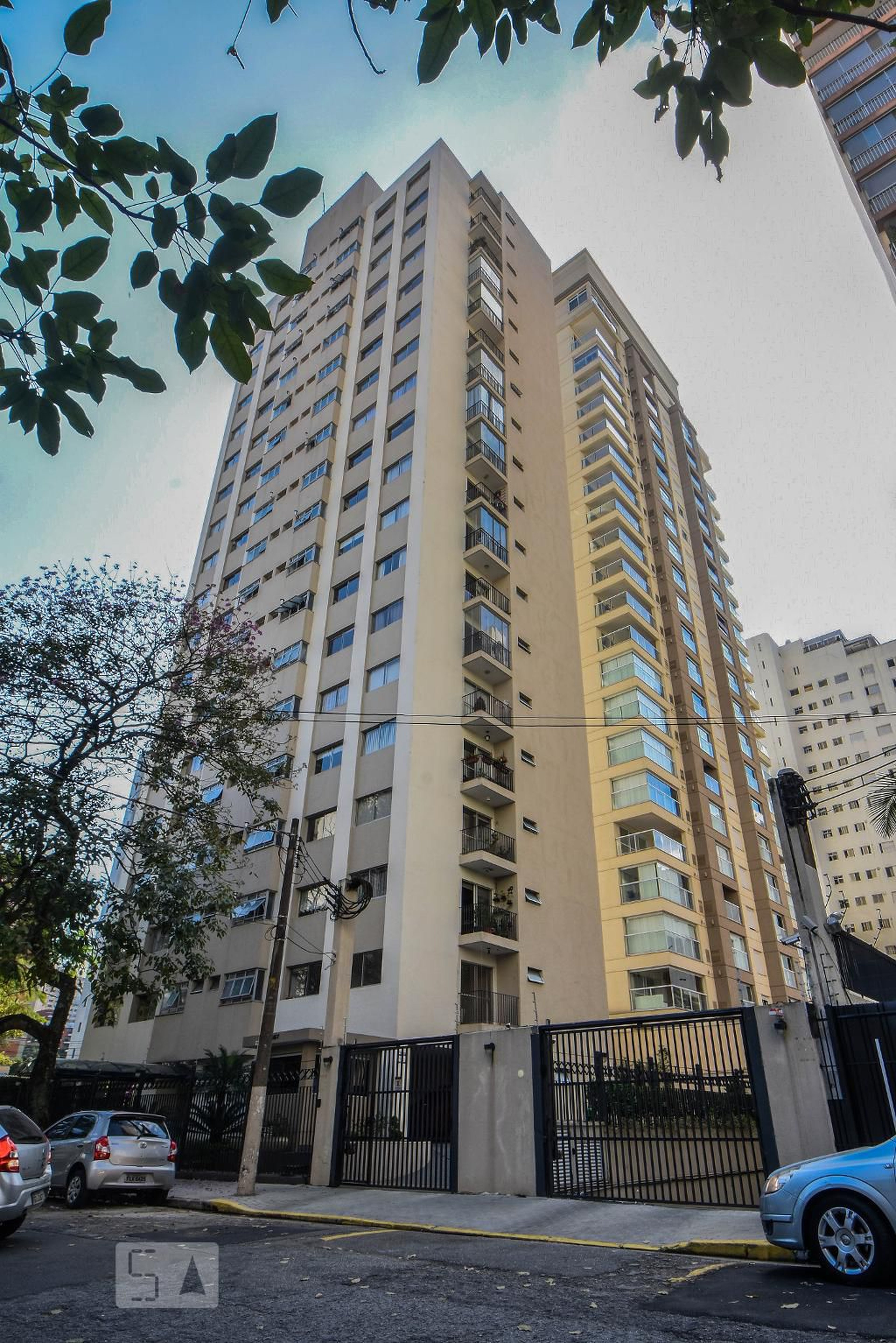 Prédio Condomínio Beatriz