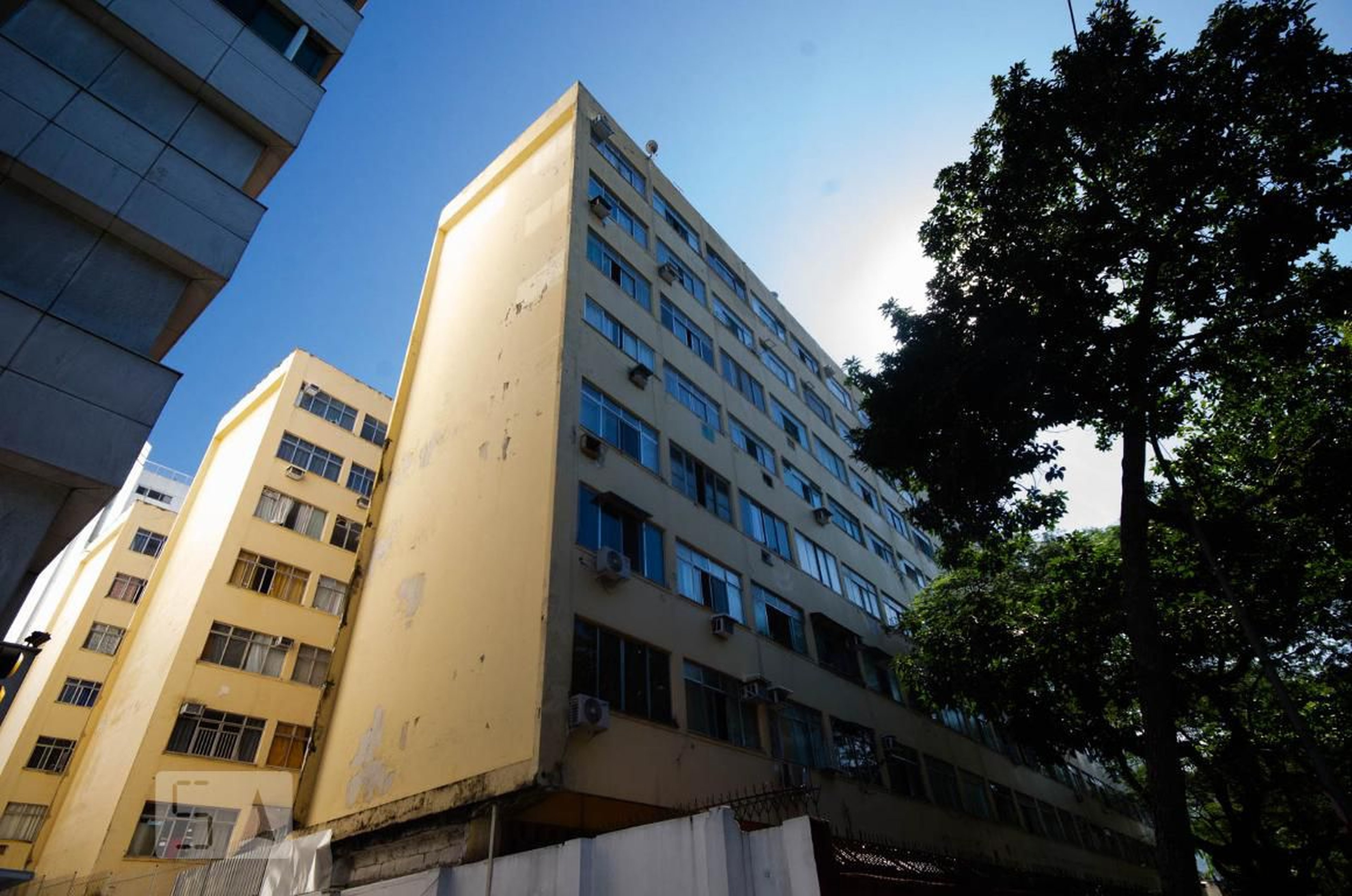 Fachada do Prédio Condomínio em Rua Humberto de Campos, 95