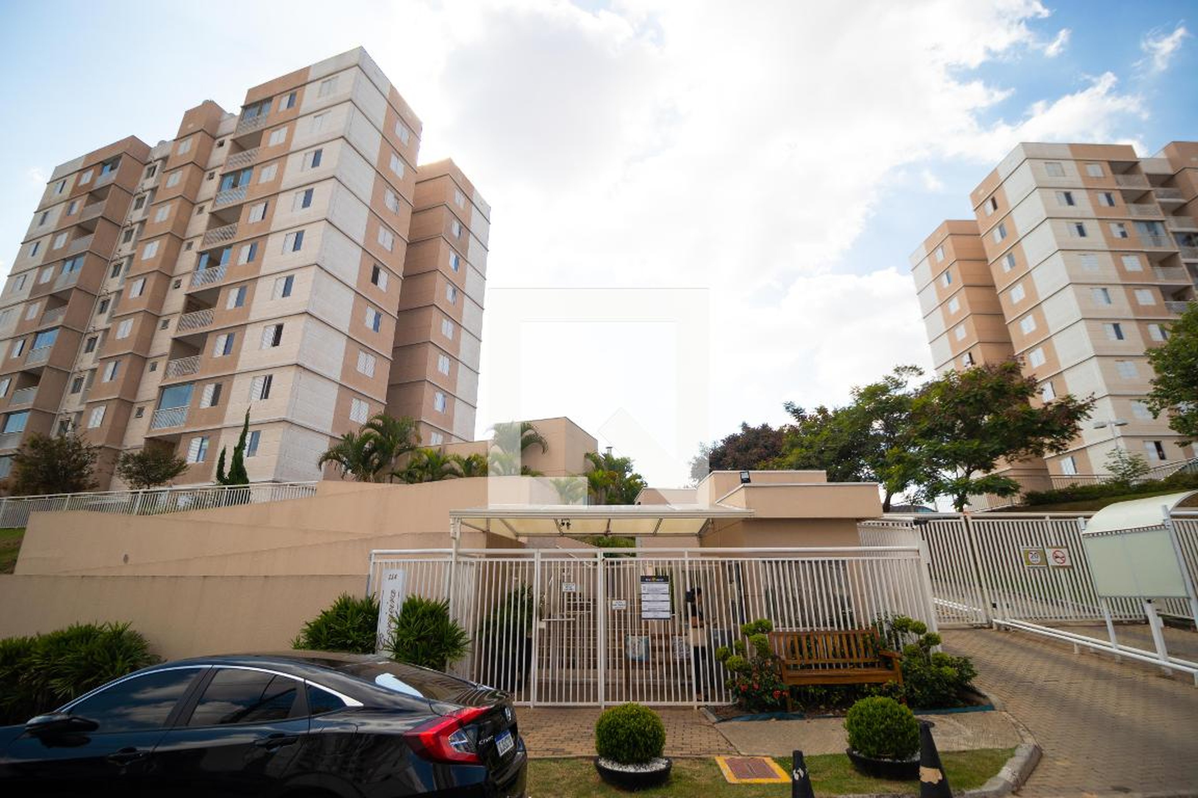 Fachada Condomínio Cerejeira