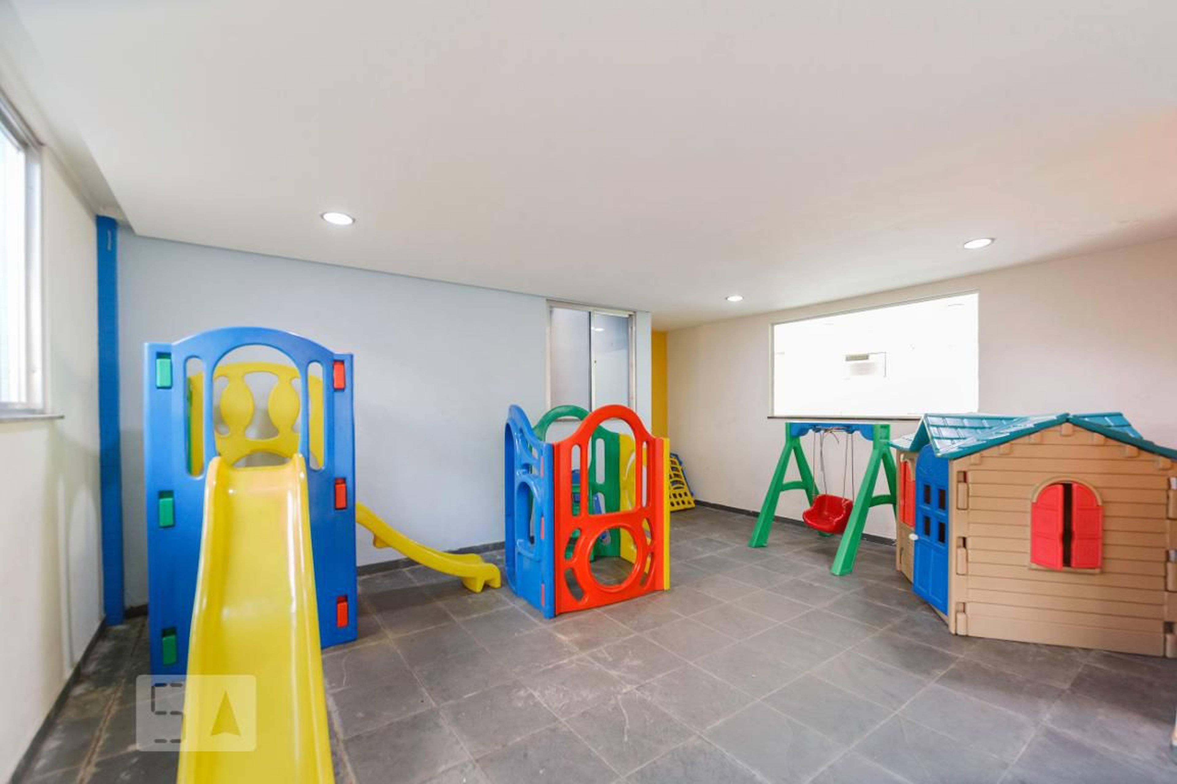 Parquinho - Edifício Canto Real