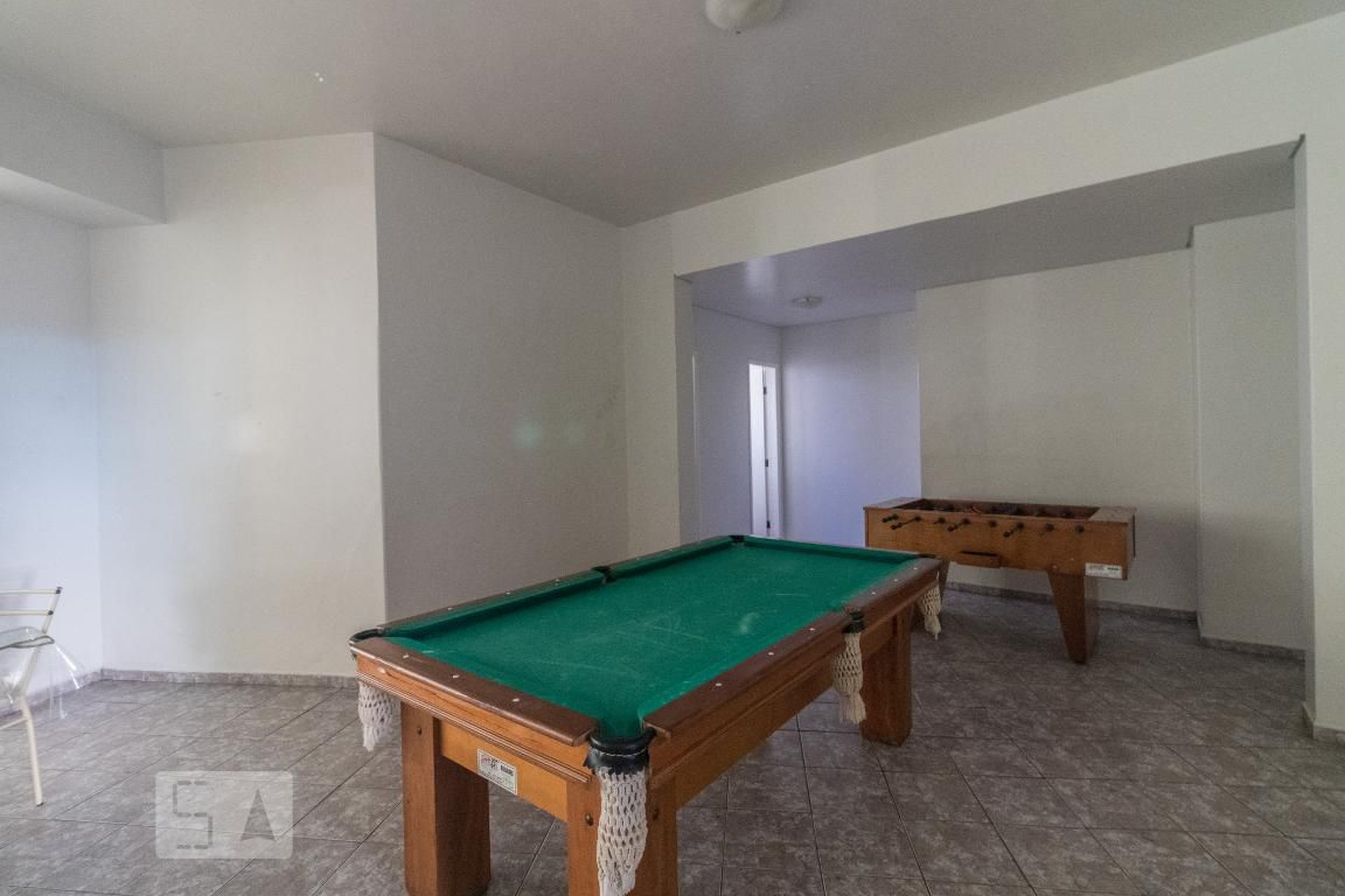 Salão de jogos - Edifício . Bragança