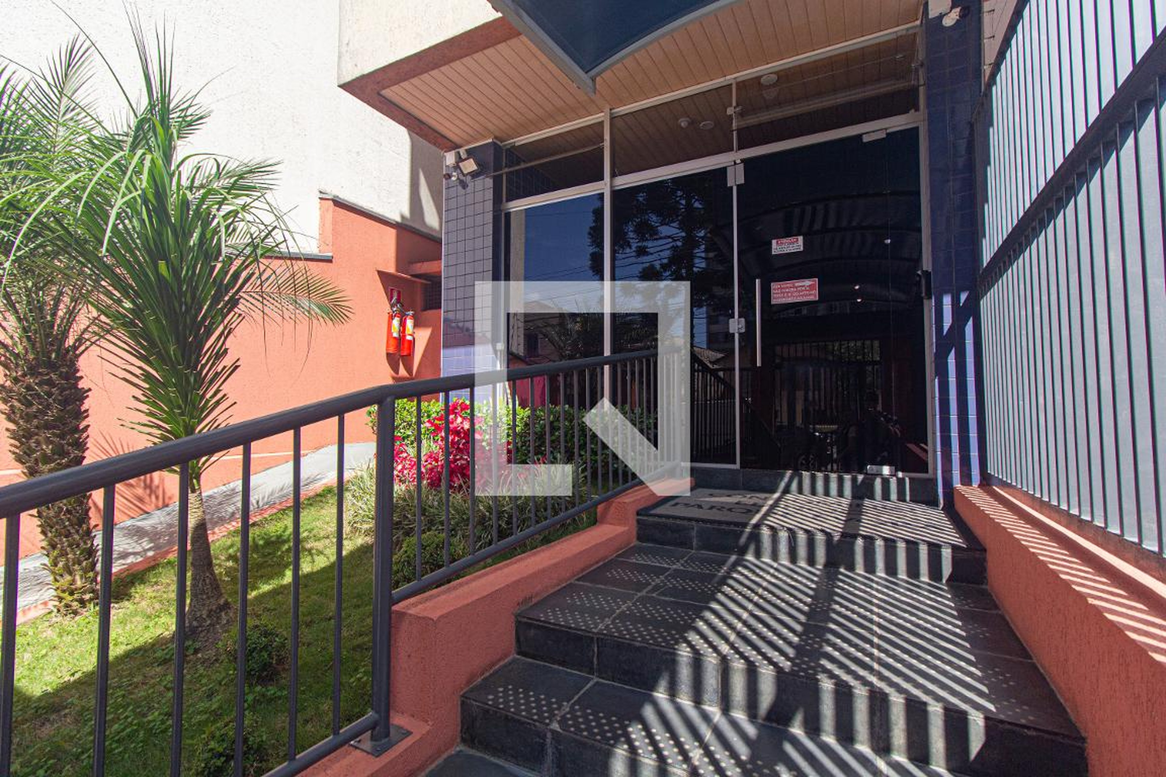 Entrada - Edifício Parque Évora