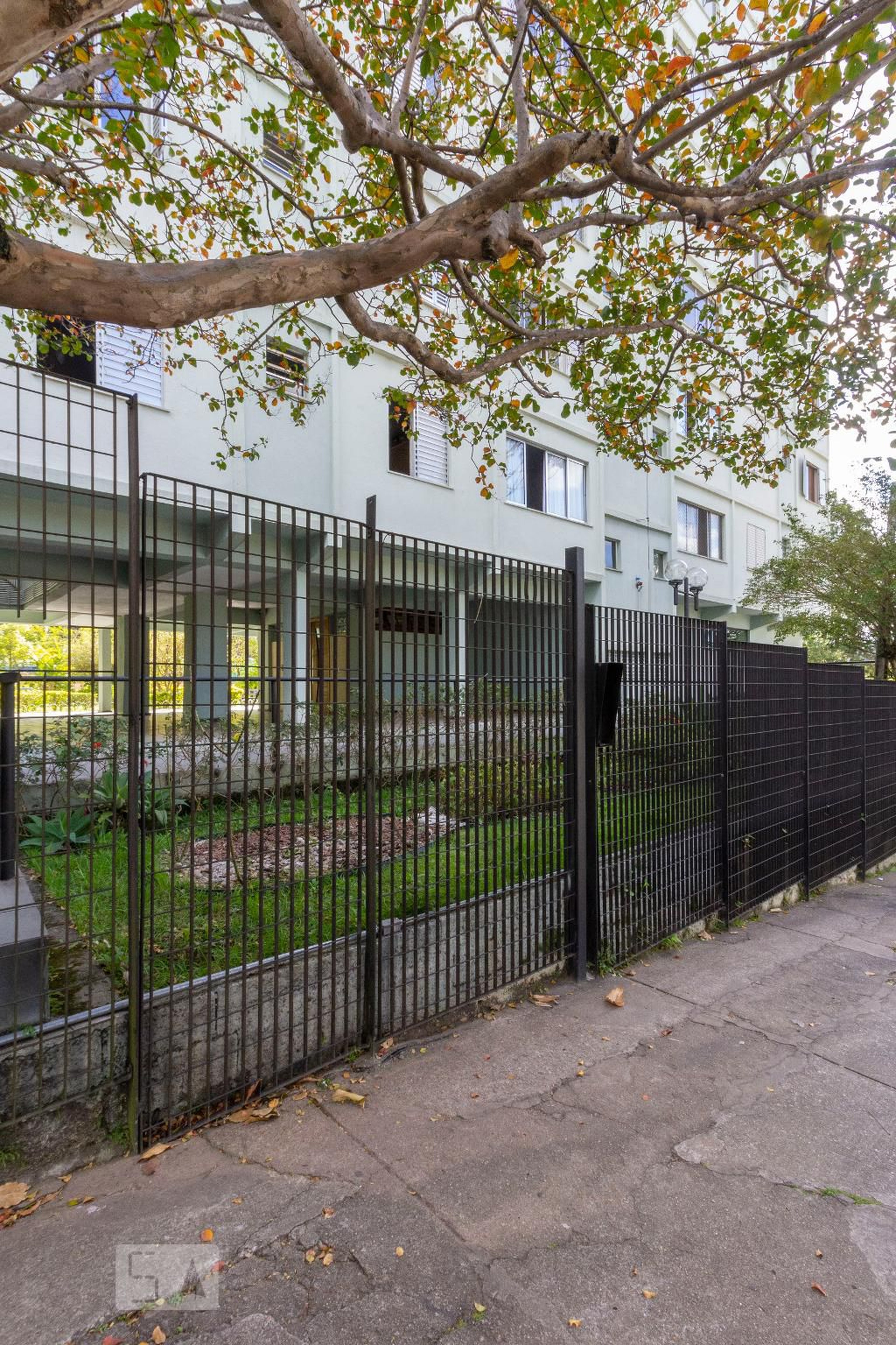 Fachada do Prédio Condomínio Conjunto Habitacional Madressilvas