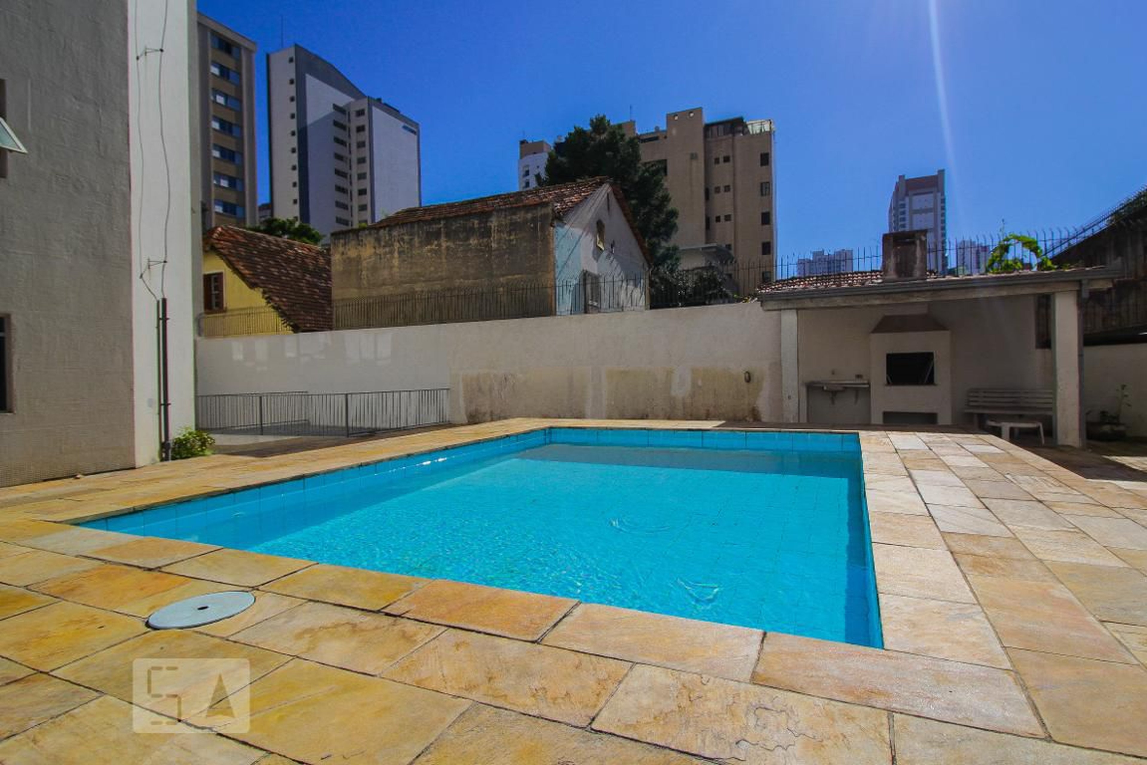 Piscina - Edifício Renascença