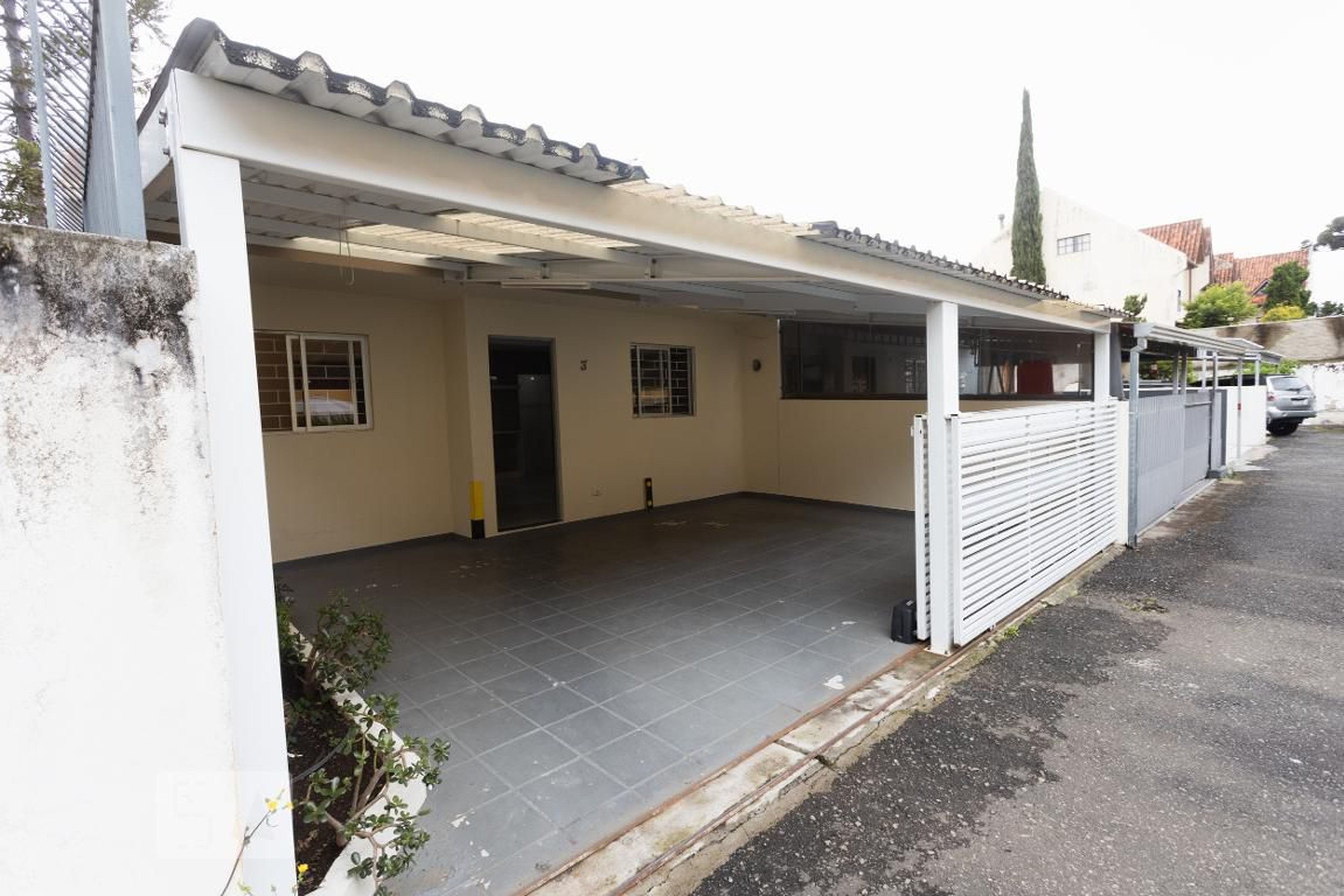 Fachada Condomínio em Rua República Islâmica do Irã, 458