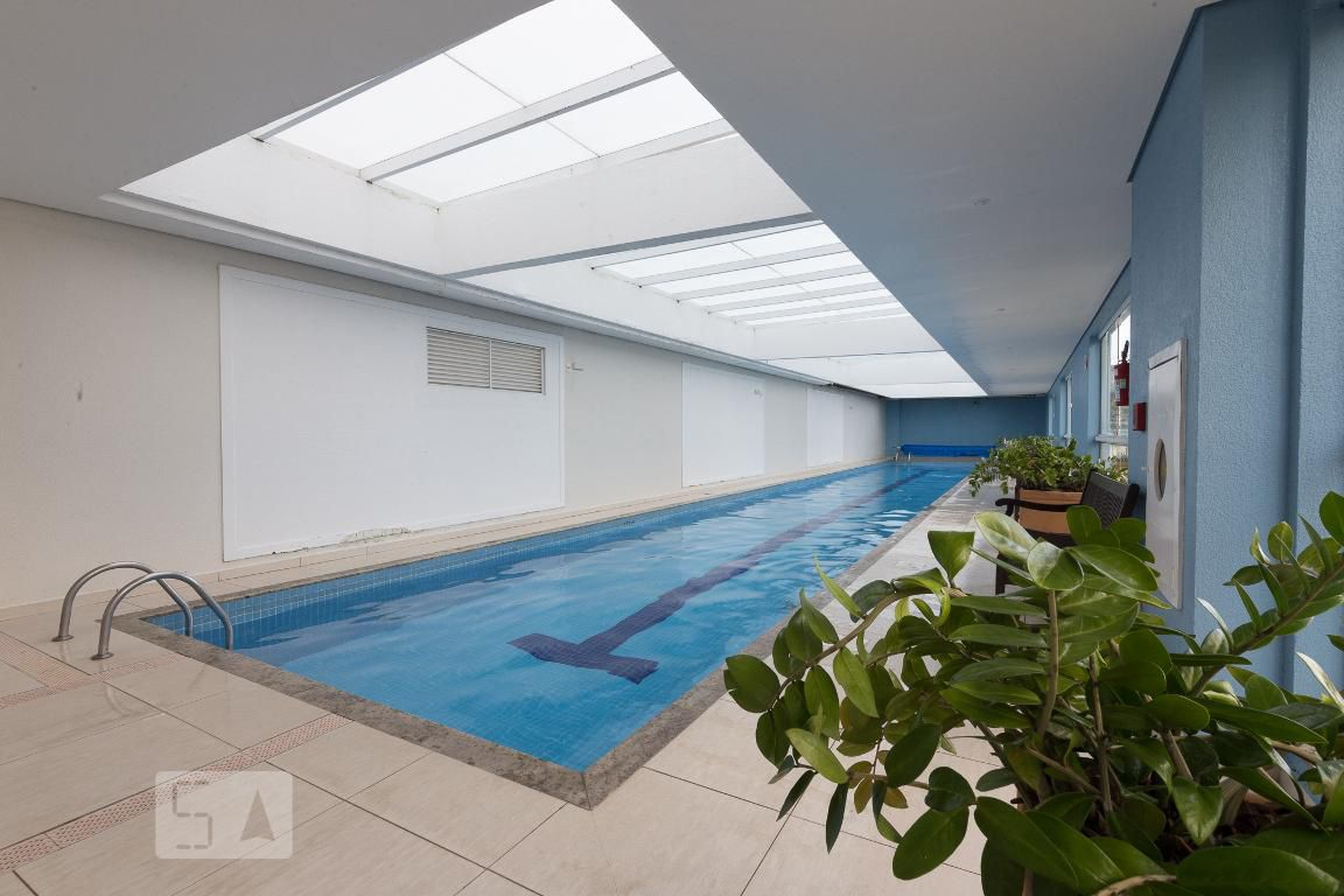 Piscina aquecida - Plaza di Mônaco