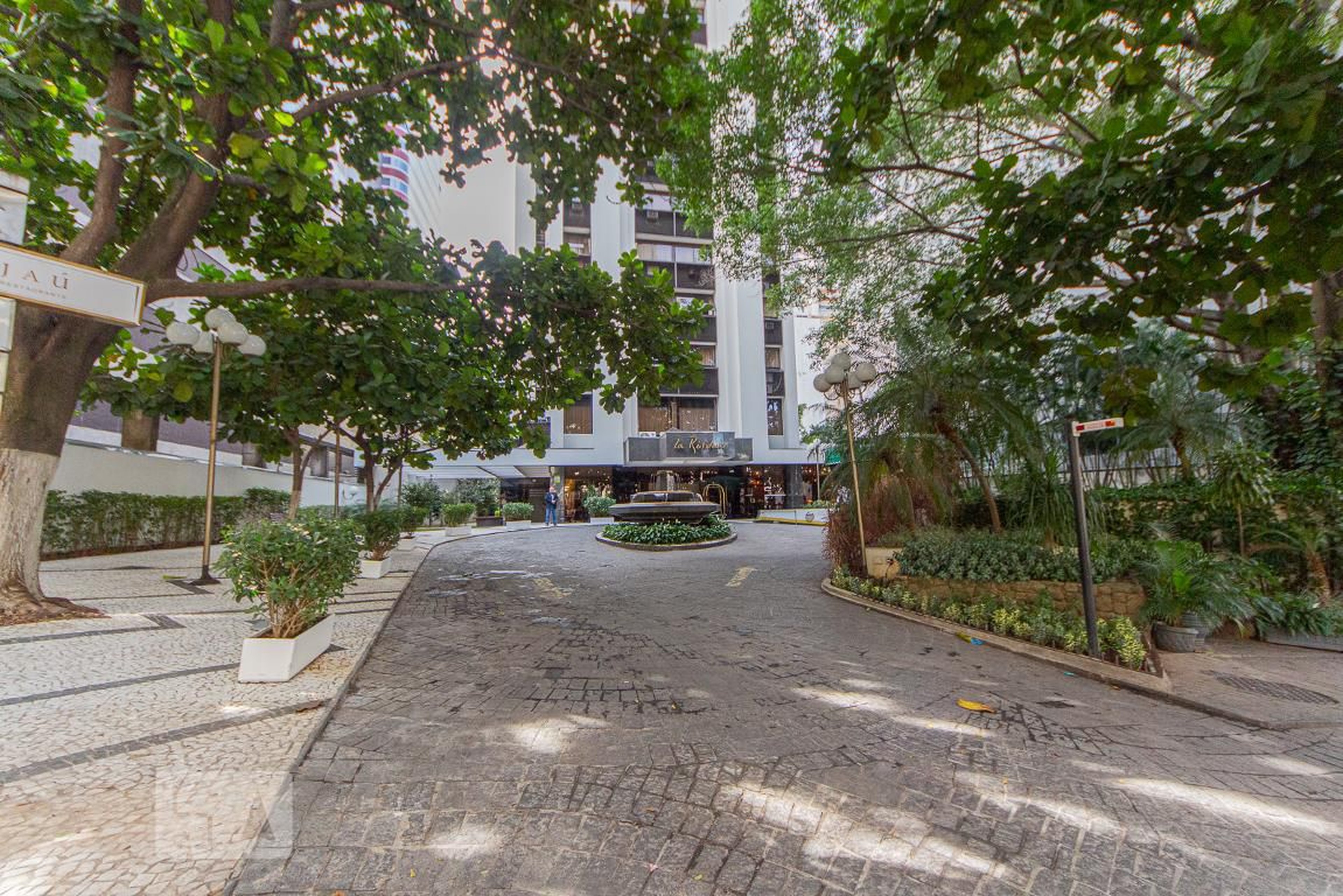 Fachada do Prédio Condomínio La Residence Paulista