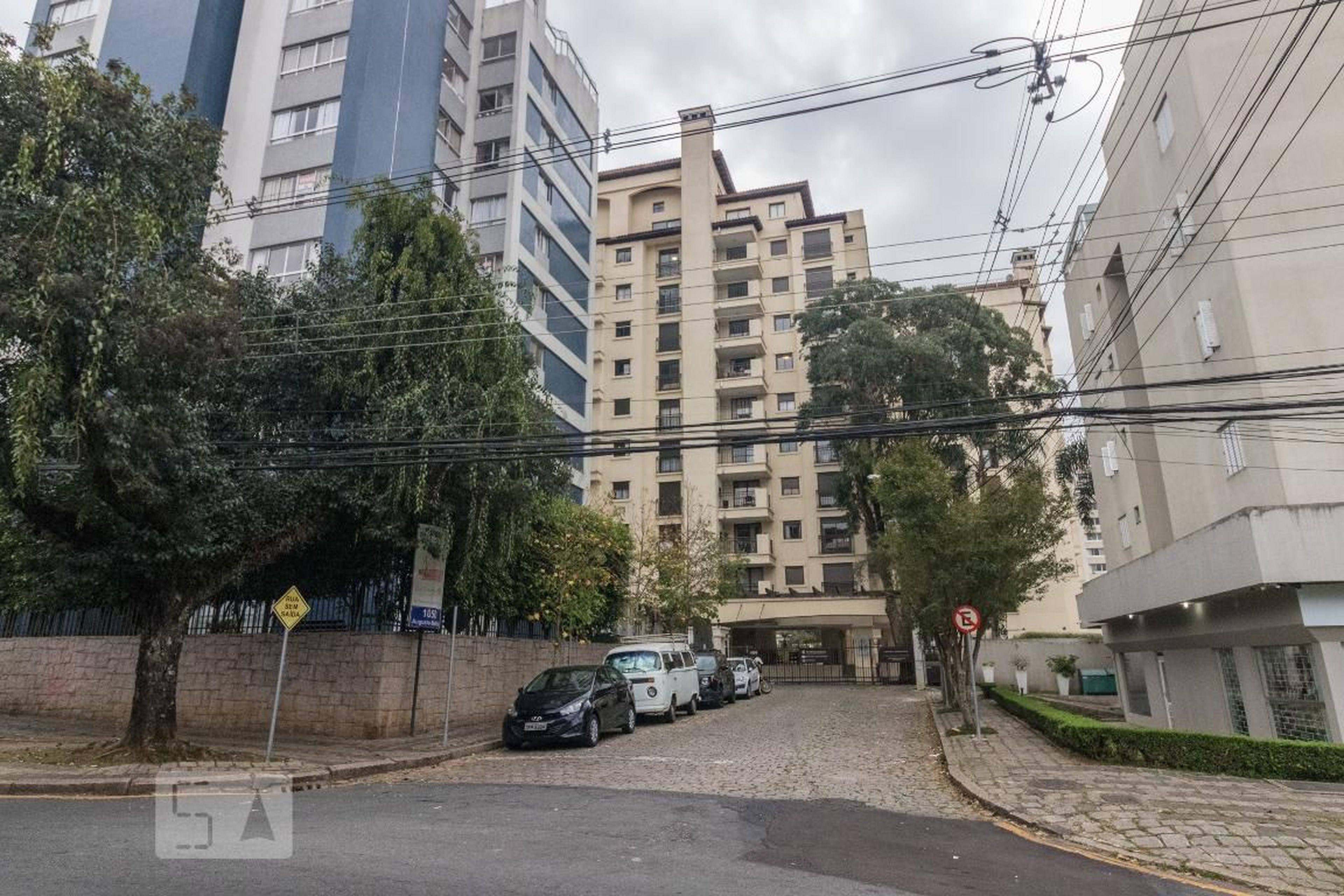 Fachada do Prédio Condomínio Self Club