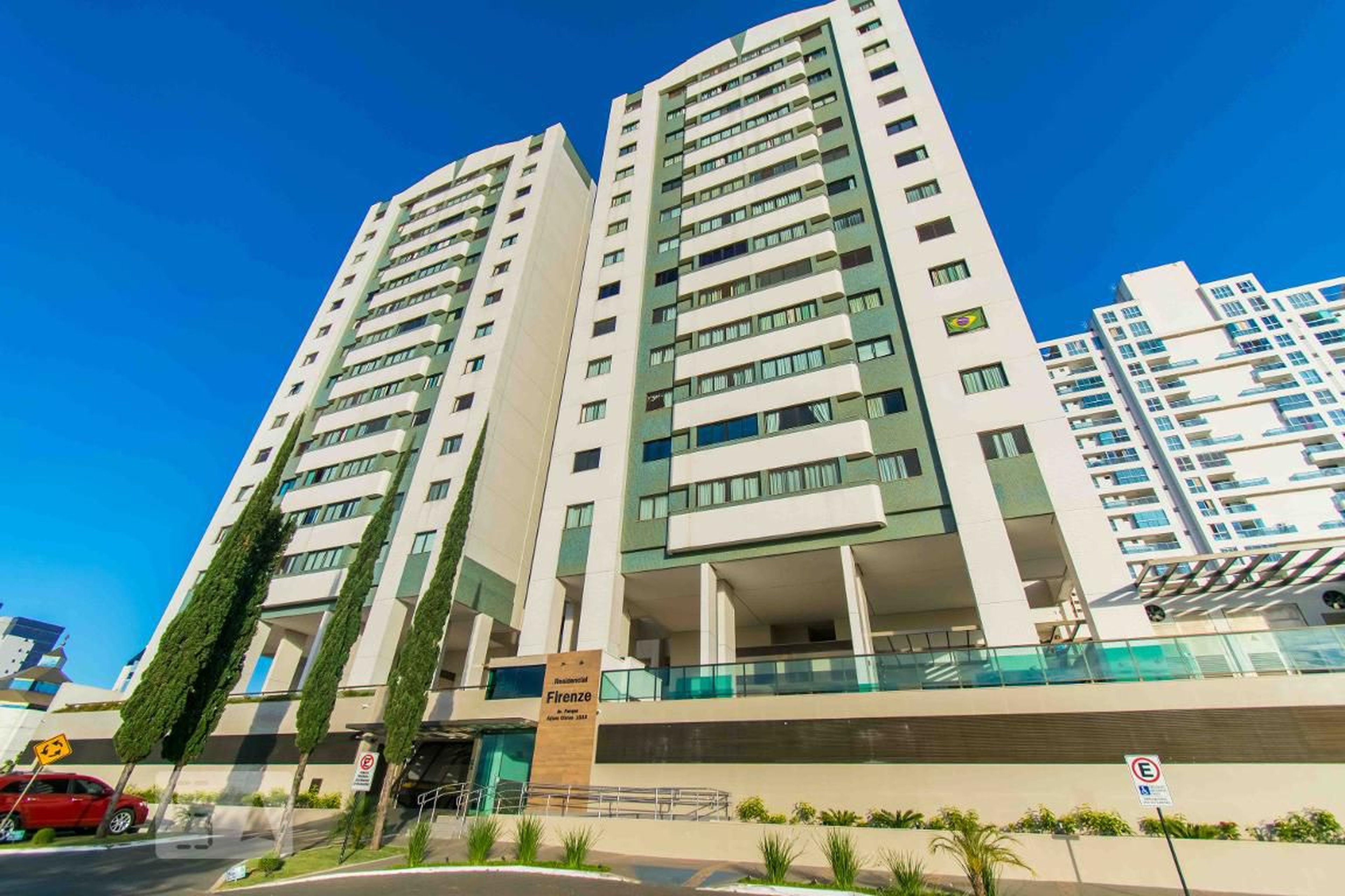 Fachada Condomínio em Avenida Parque Águas Claras, Lote 1015