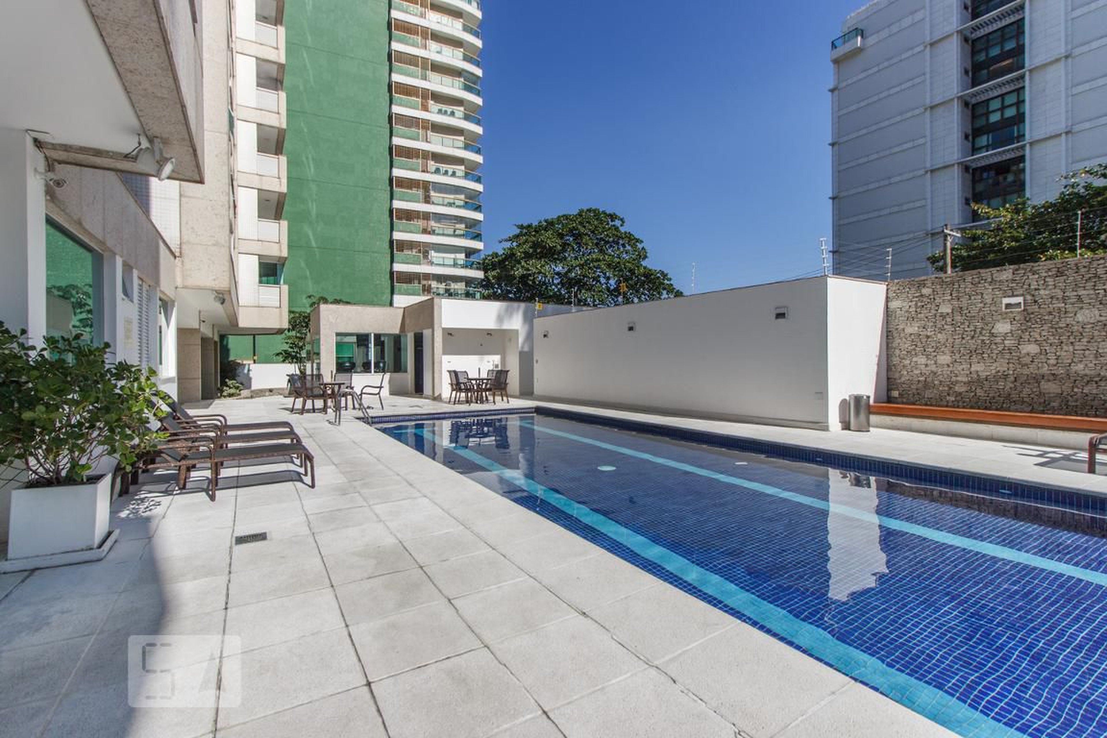 Piscina - Praia Sao Conrado