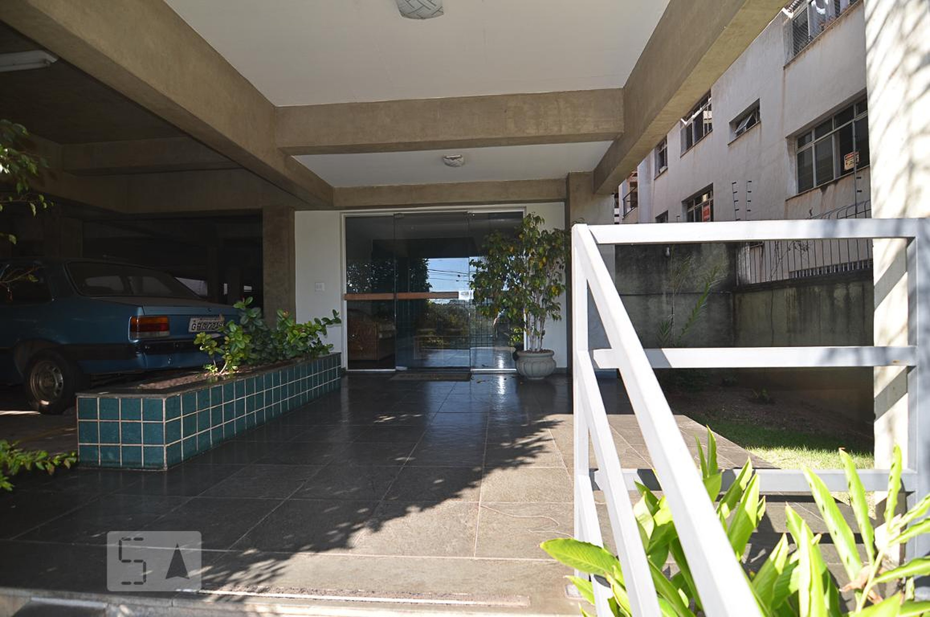 Entrada - Edifício Flávia
