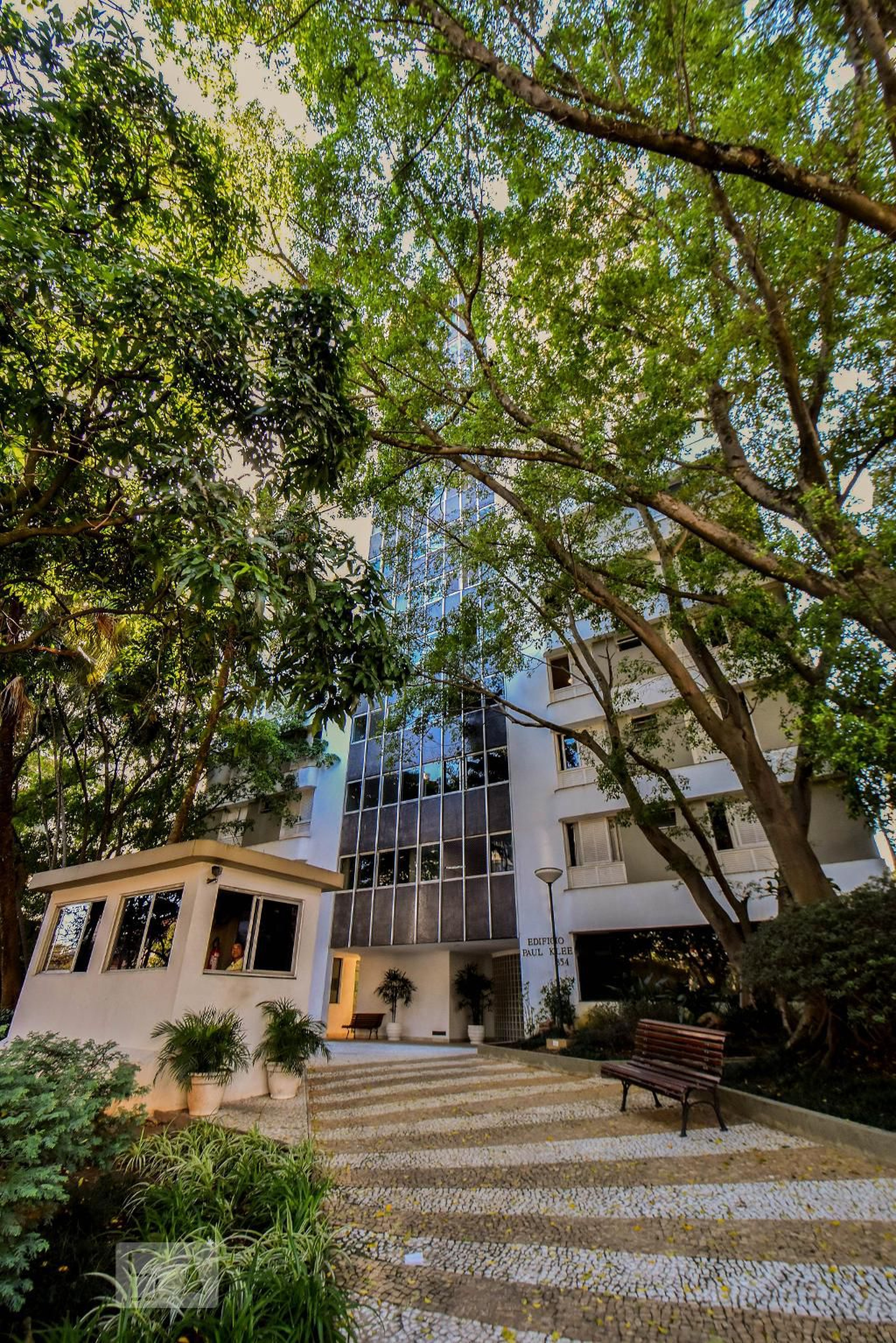 Prédio Condomínio Paul Klee