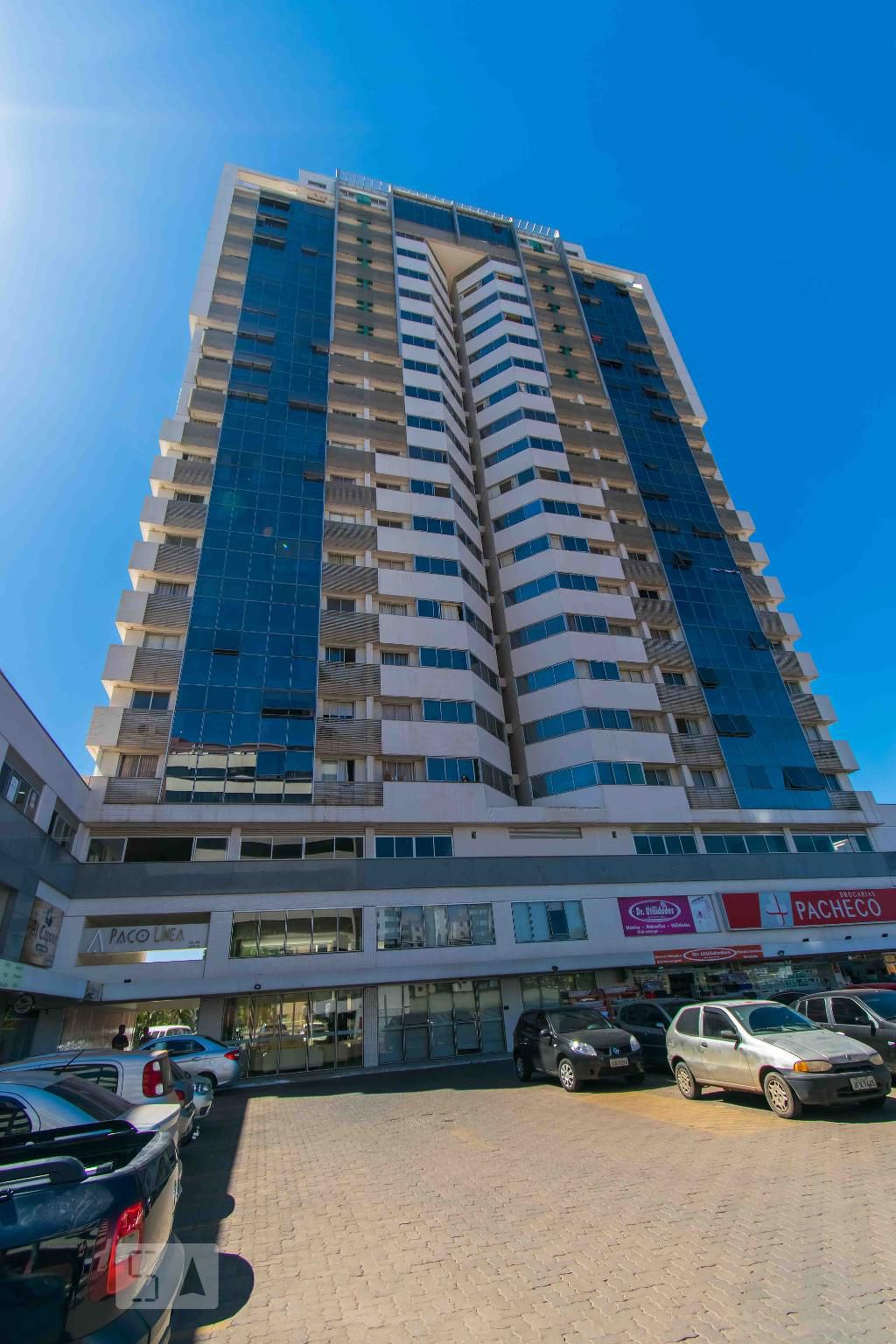 Fachada Condomínio em Q. 205, Lote 02