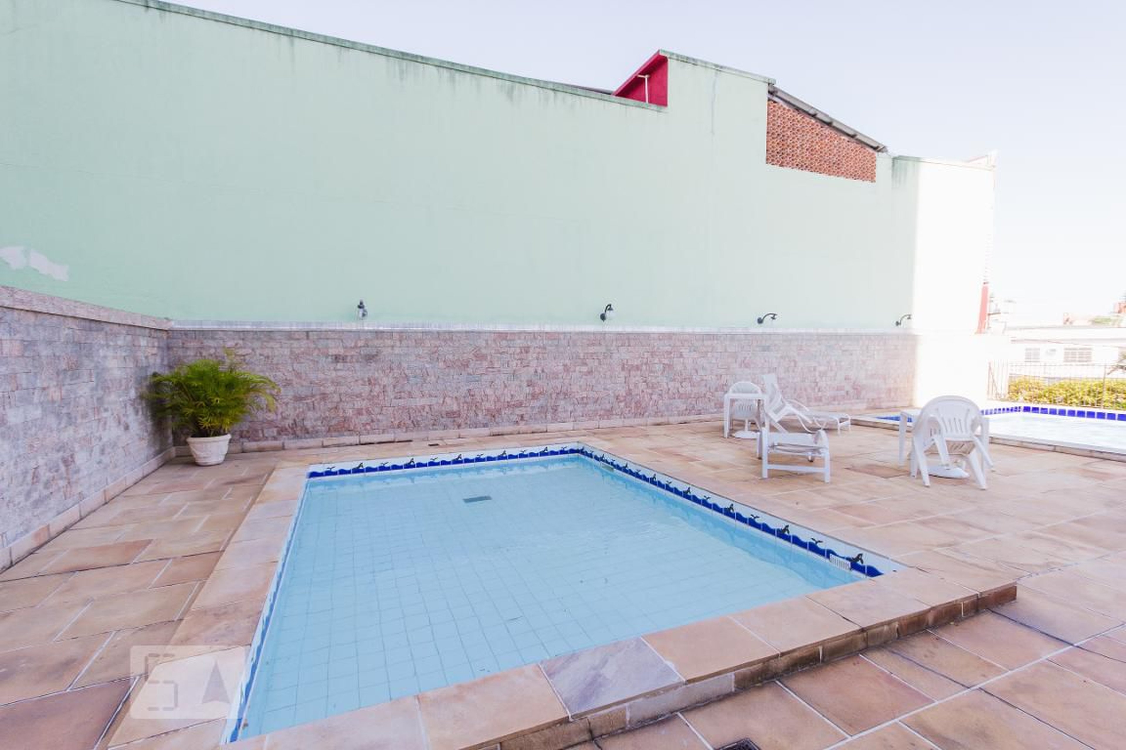 Piscina - Edifício Solar das Paineiras