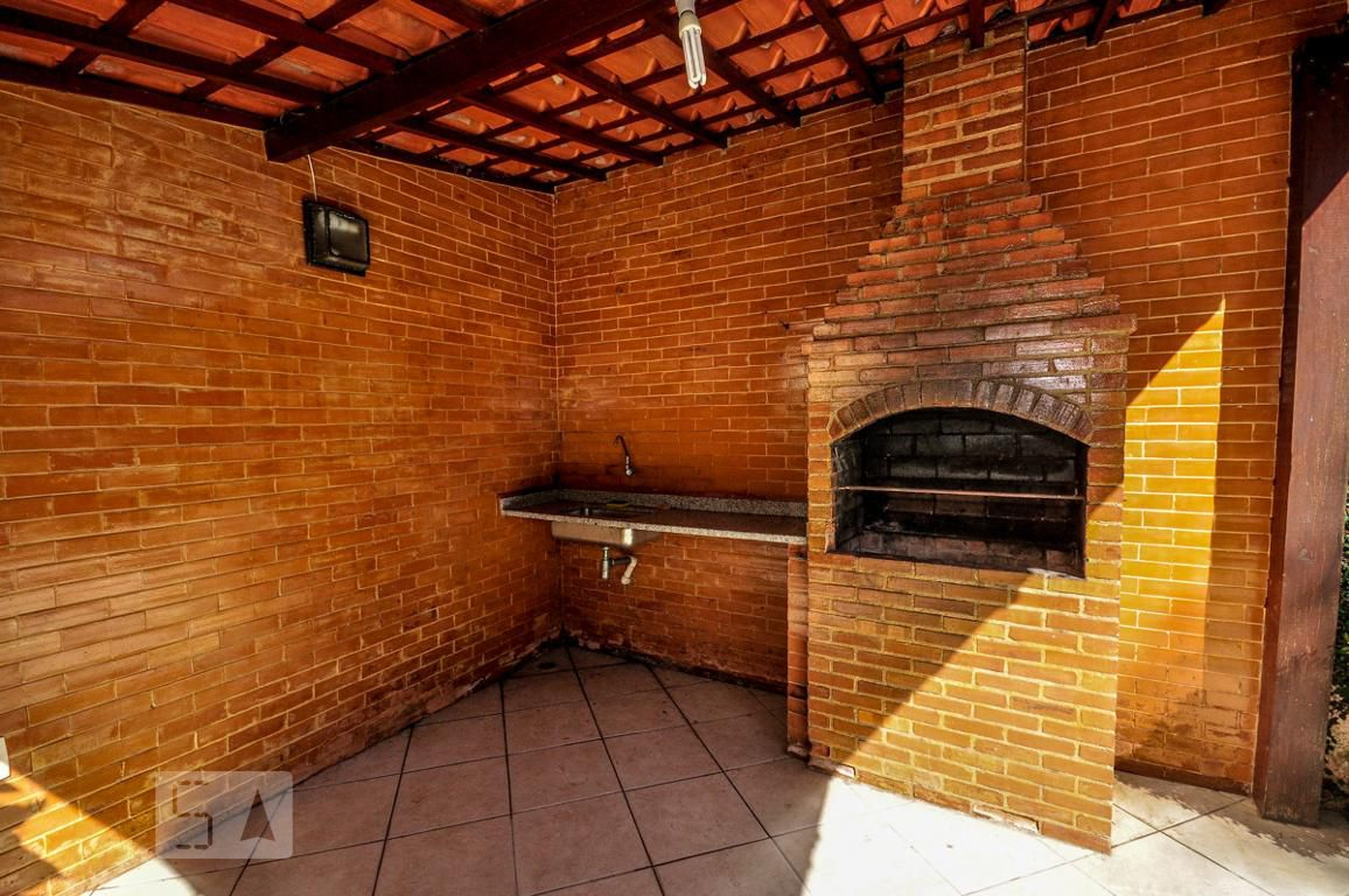 Churrasqueira Condomínio Aldeia 855