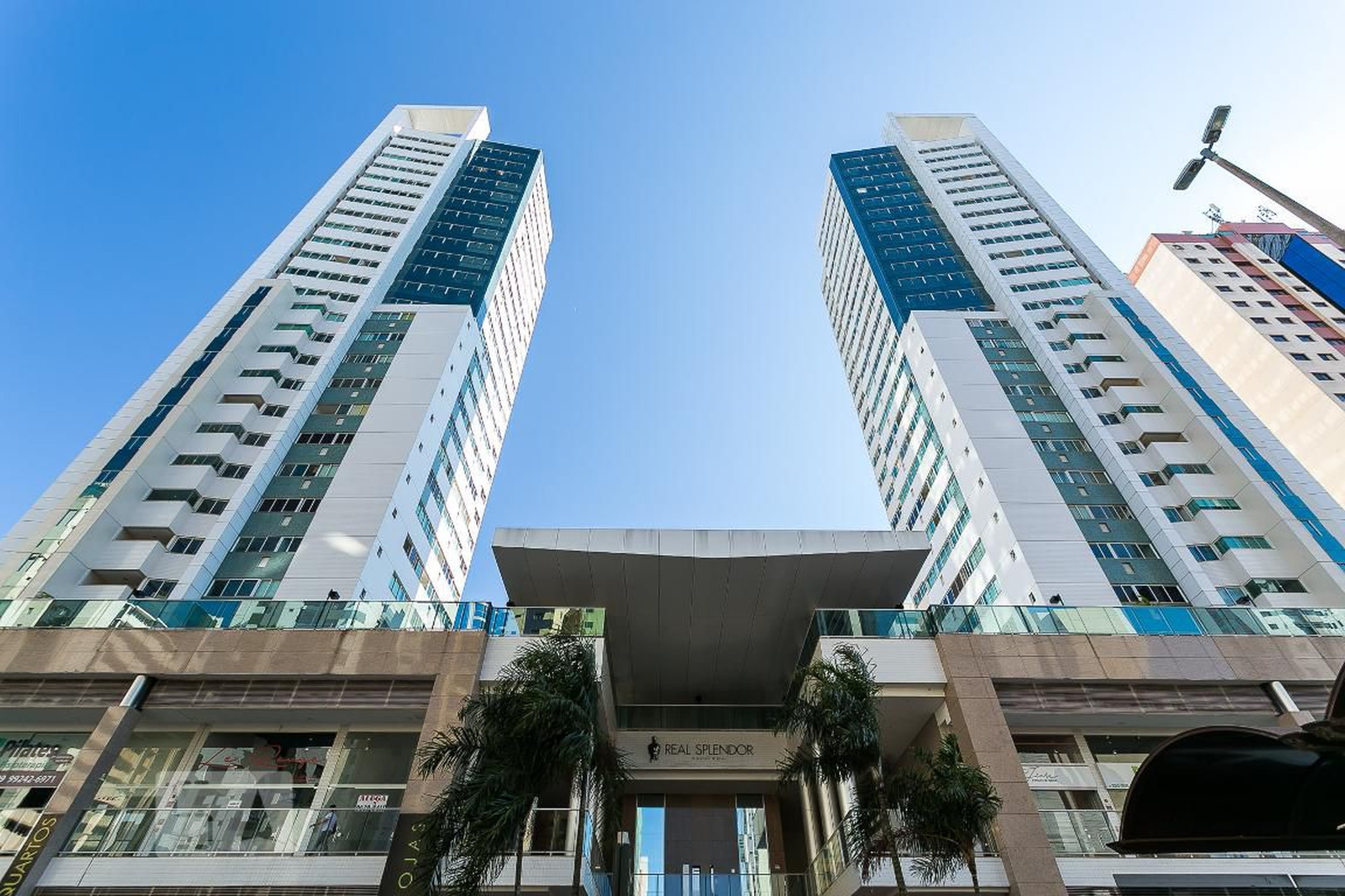 Fachada Condomínio Real Splendor