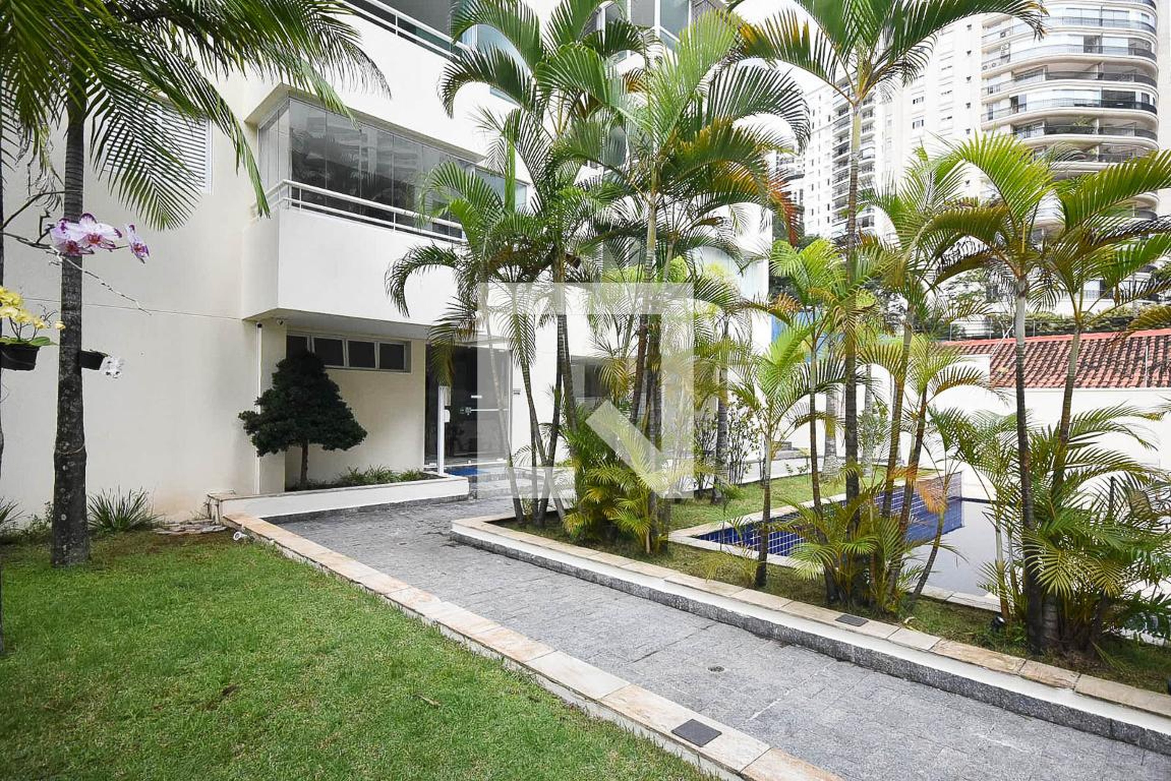 Entrada - Stay In Morumbi