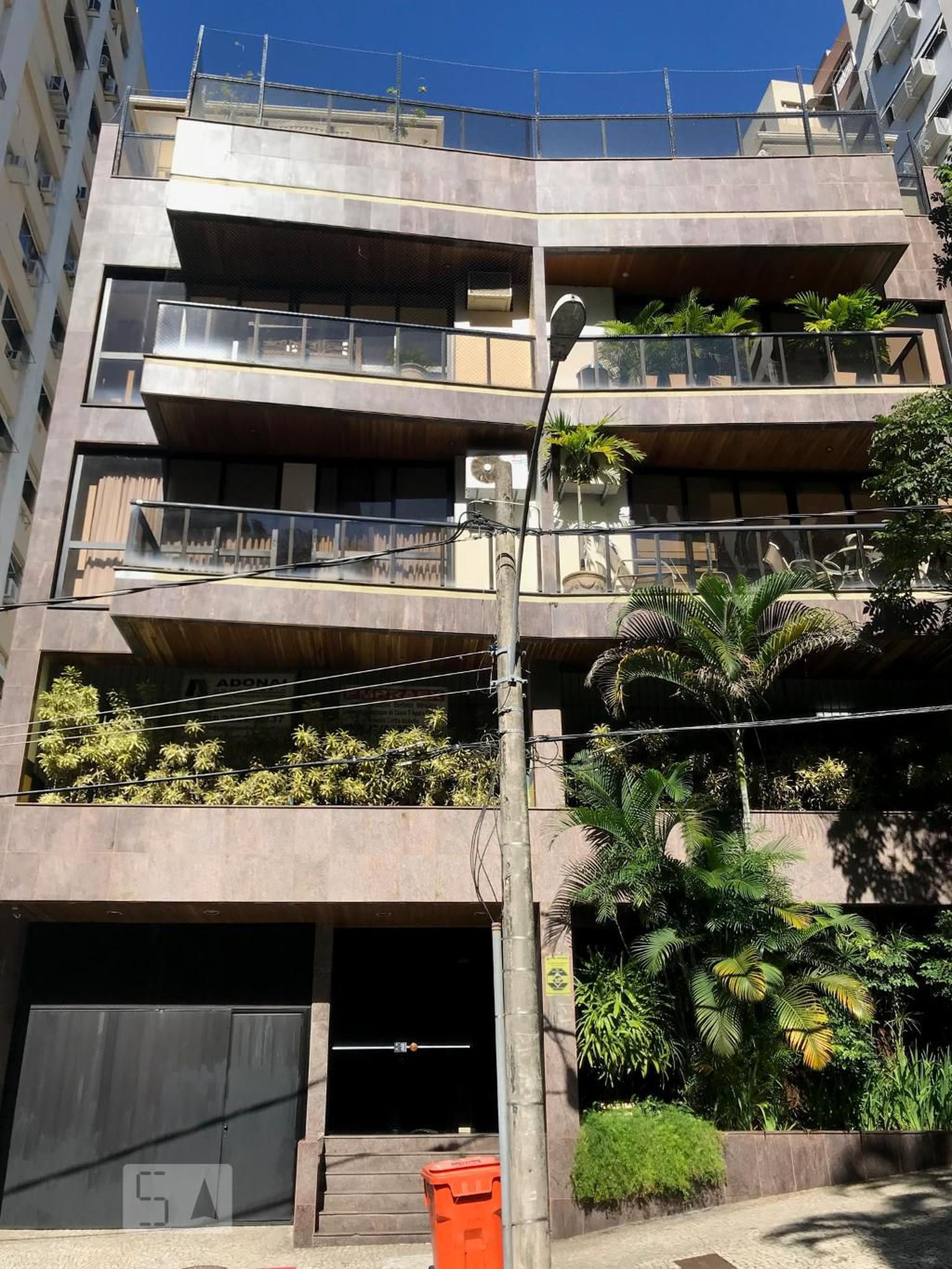 Fachada do Prédio Condomínio em Rua Sambaíba, 615