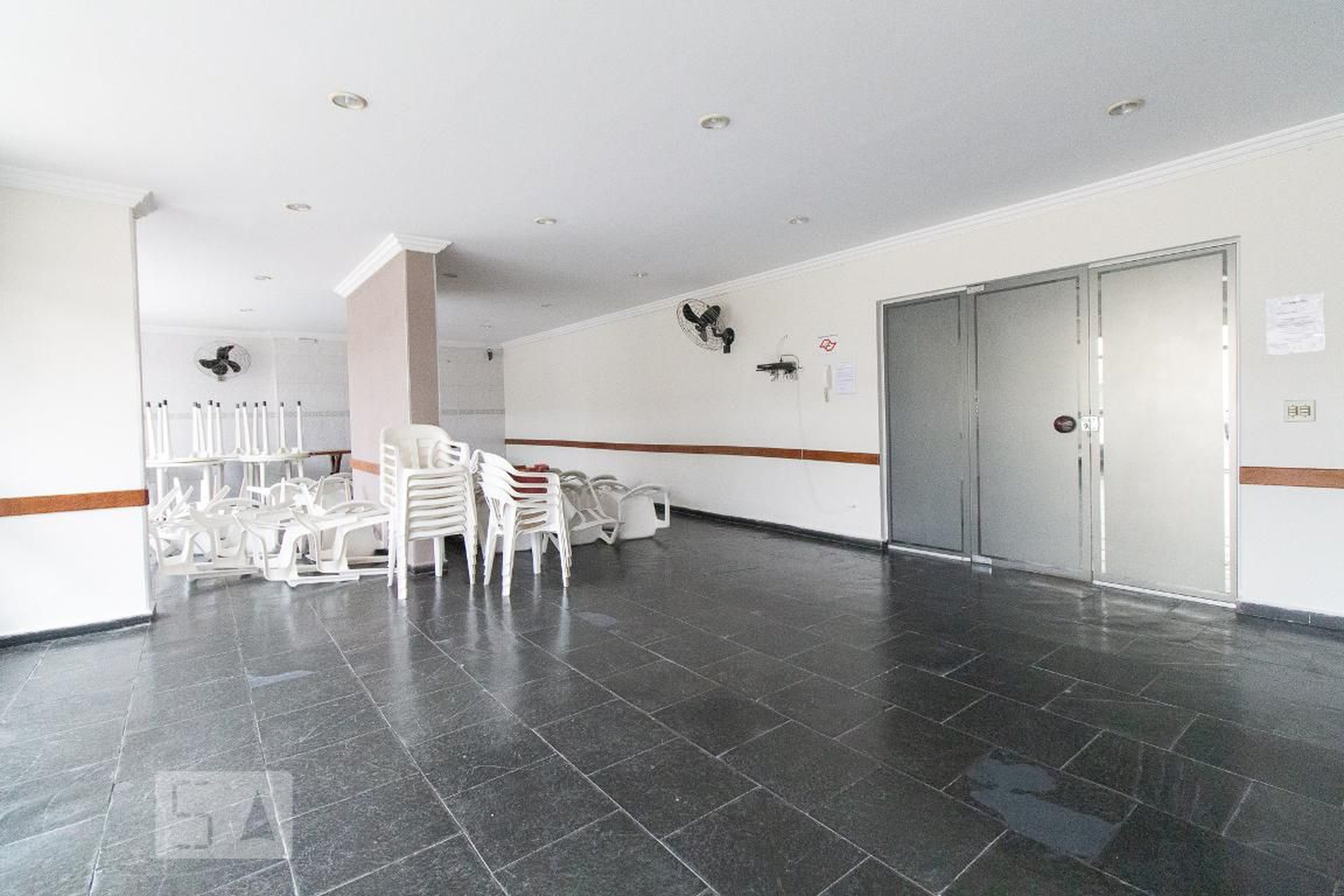 Salão de jogos - Conjunto Residencial Luglio