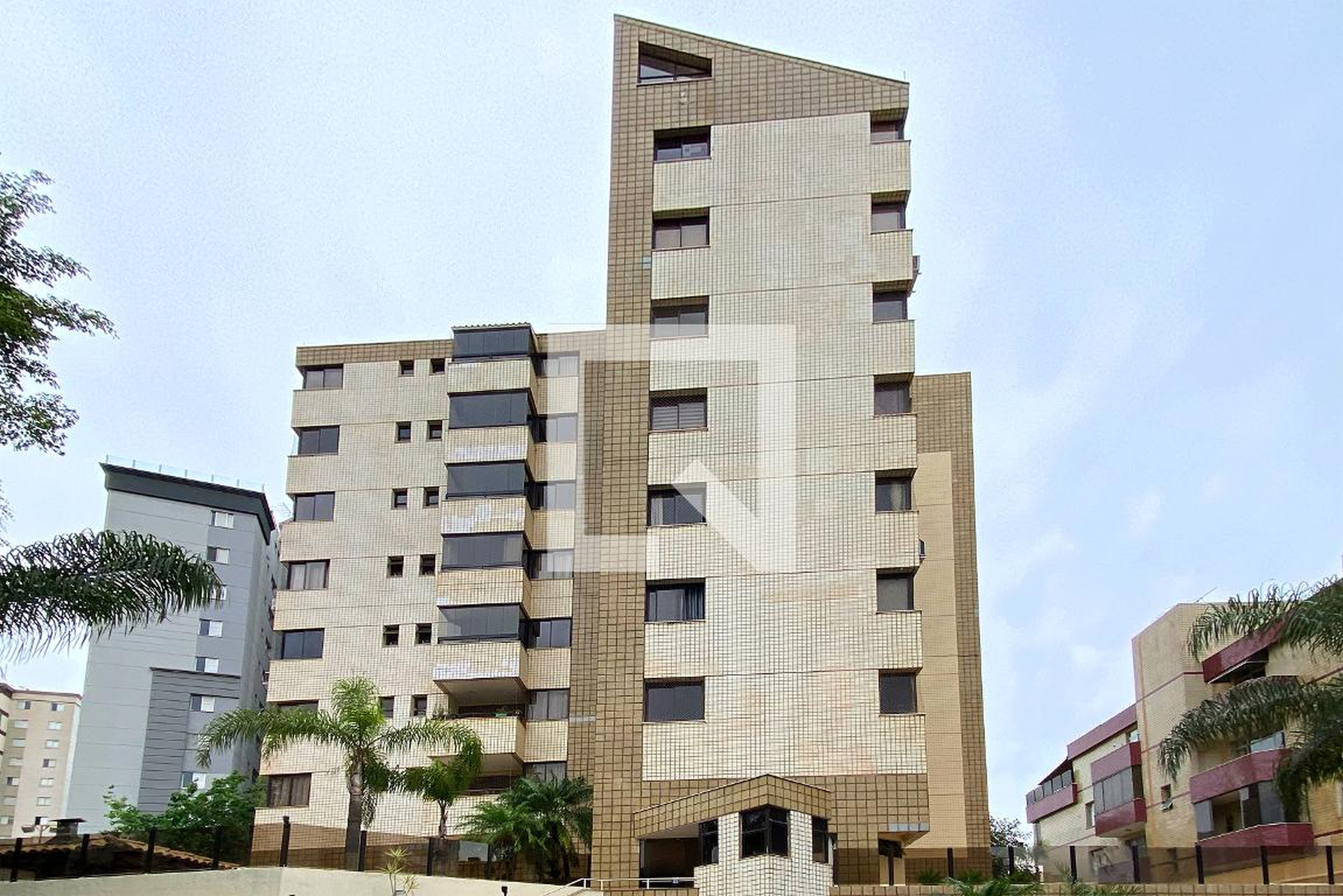 Fachada Condomínio Parque do Sabiá