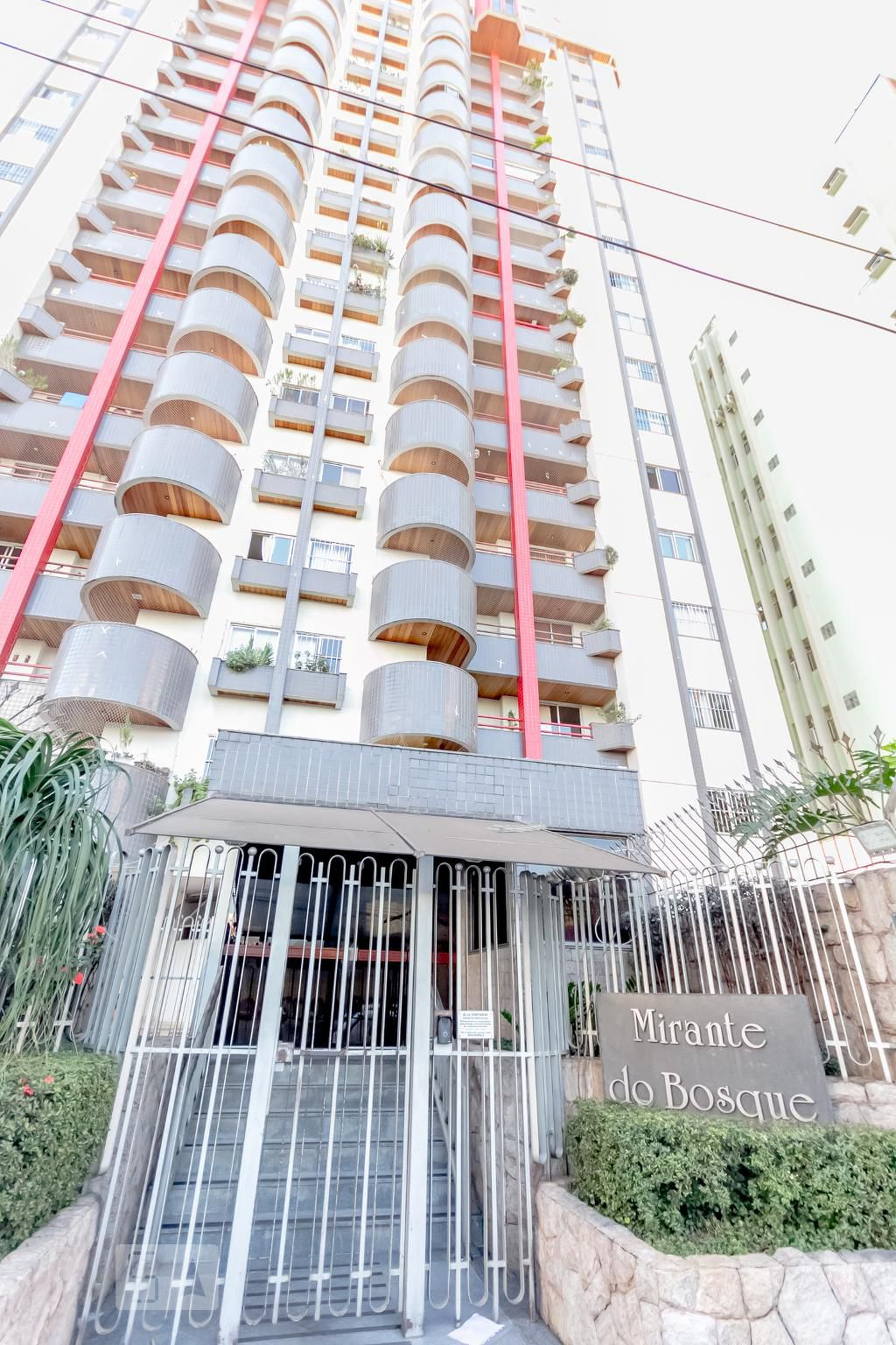 Fachada Condomínio Mirante do Bosque