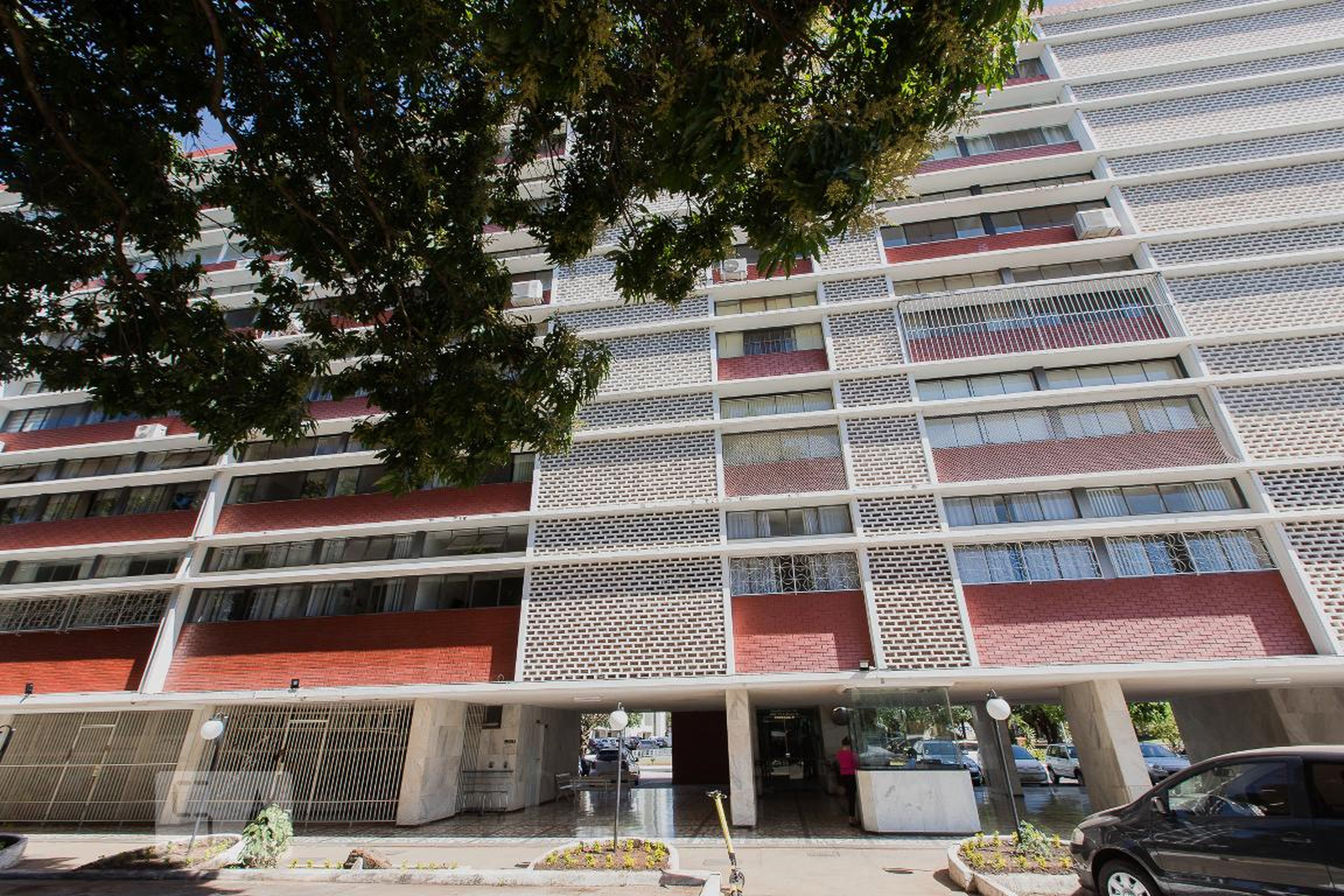 Fachada Condomínio SQS 312 BL a
