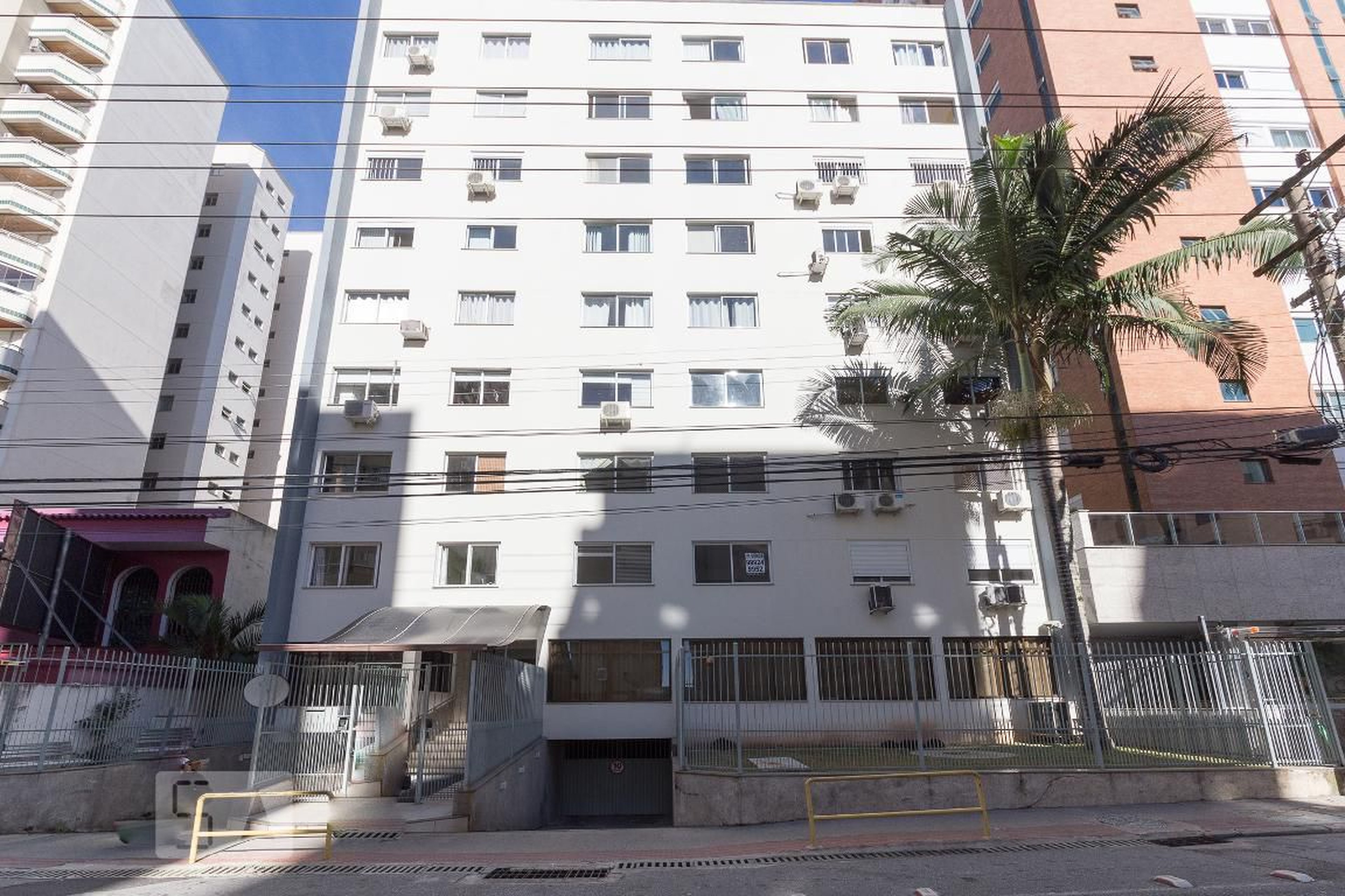 Fachada Condomínio em Rua Almirante Lamego, 211