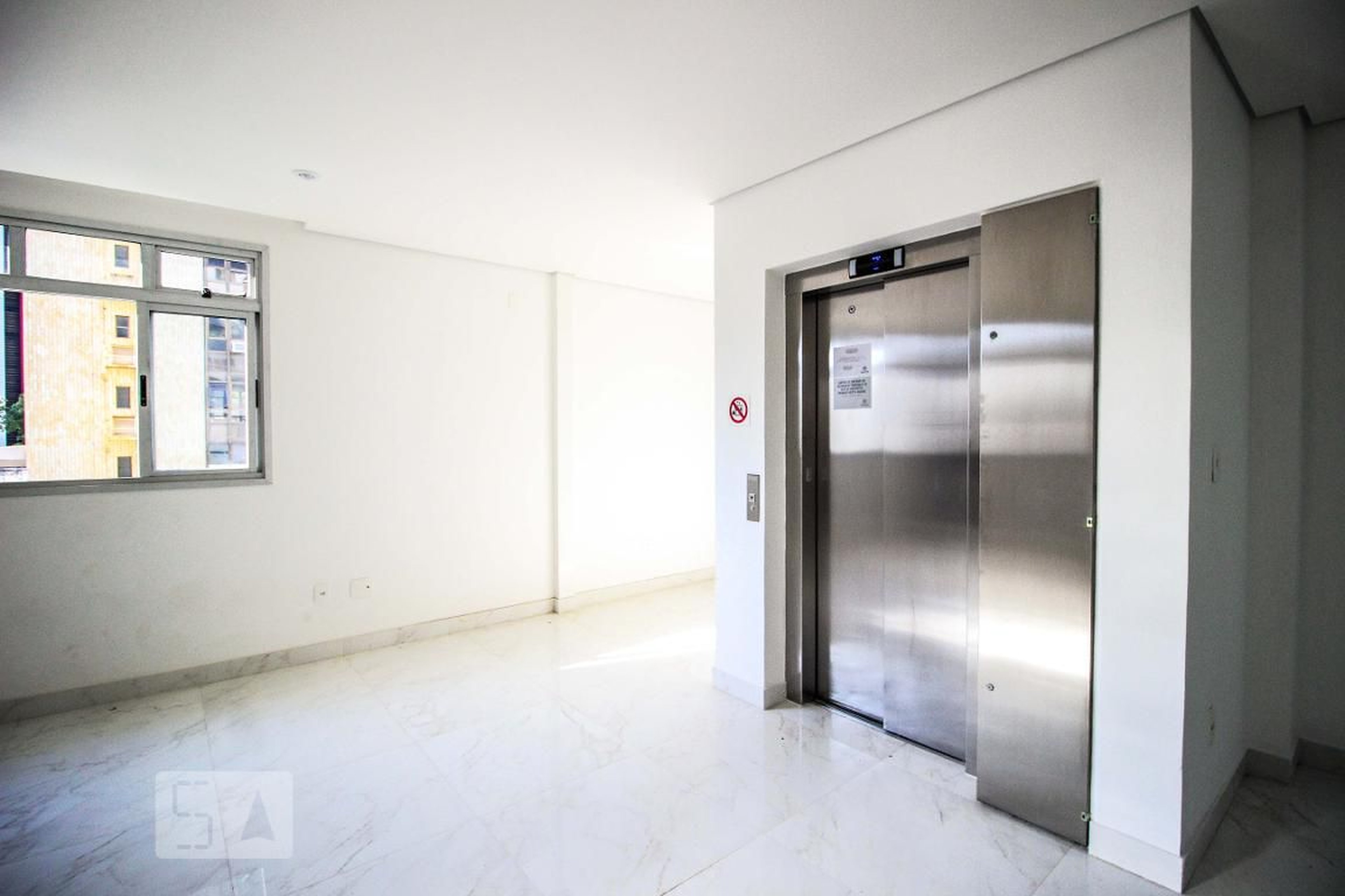 Elevador - Edifício Matheus Rios