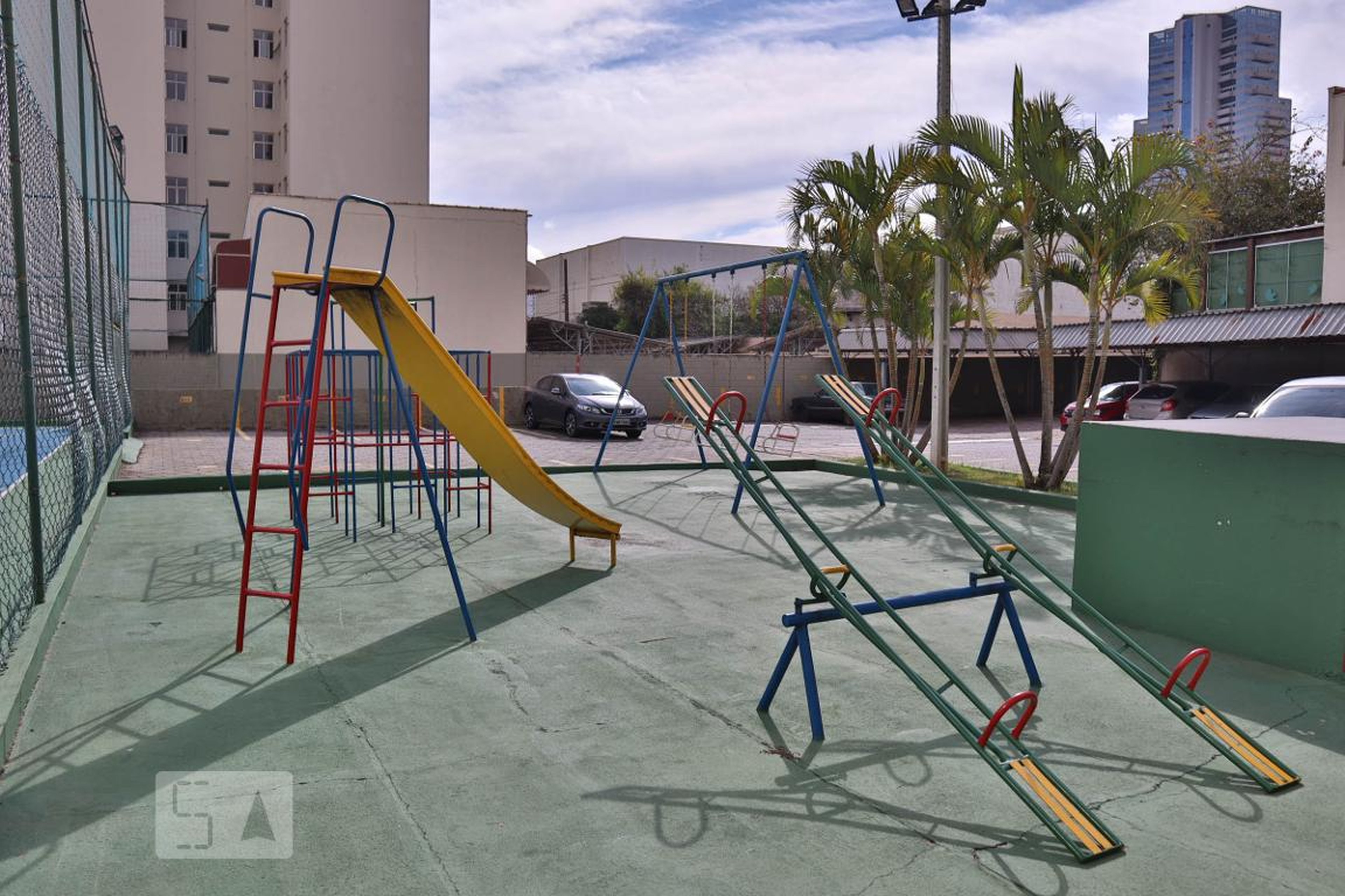 Parquinho - Chácara das Flores II