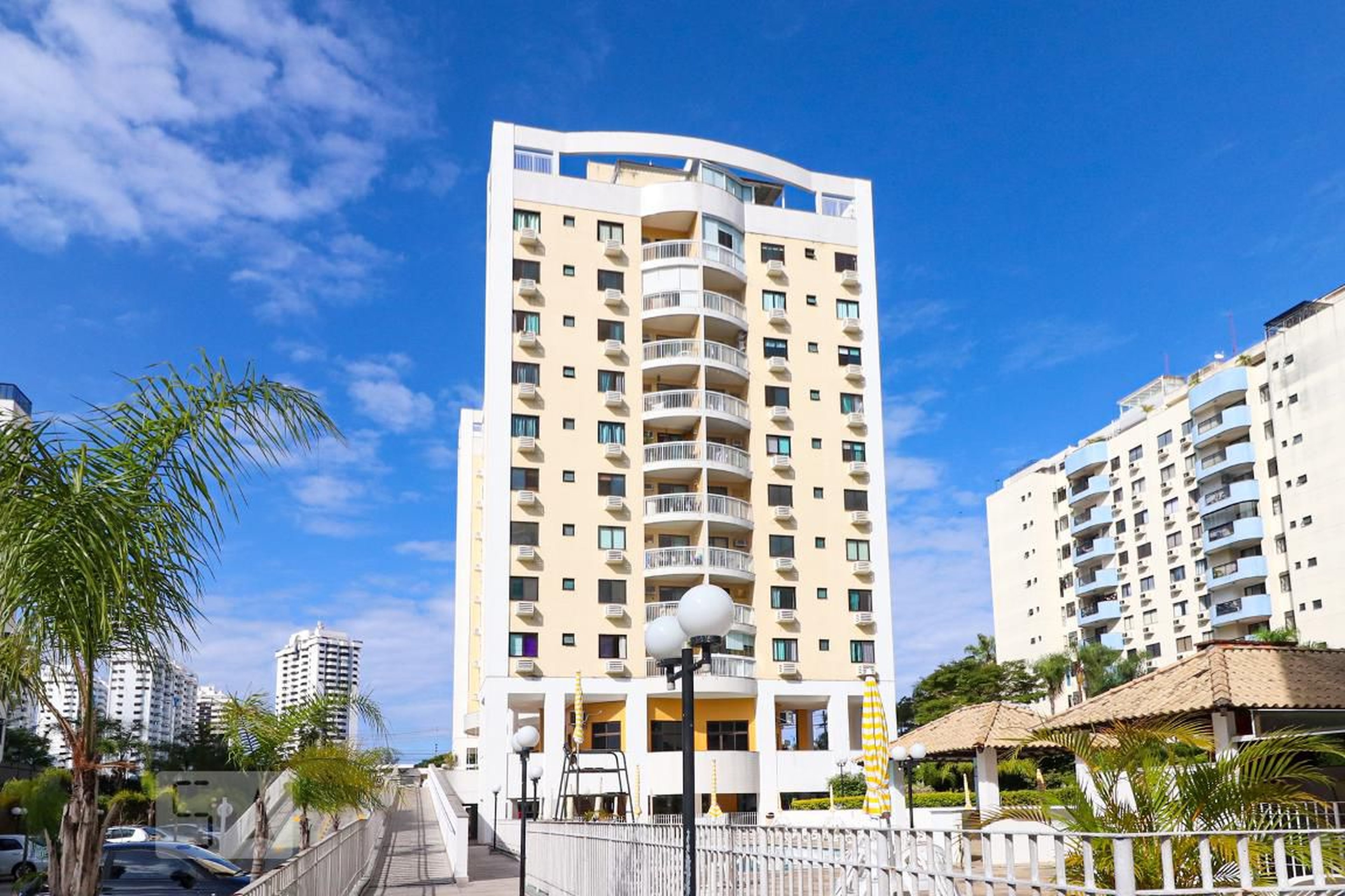 Fachada do Prédio Condomínio Sea Coast