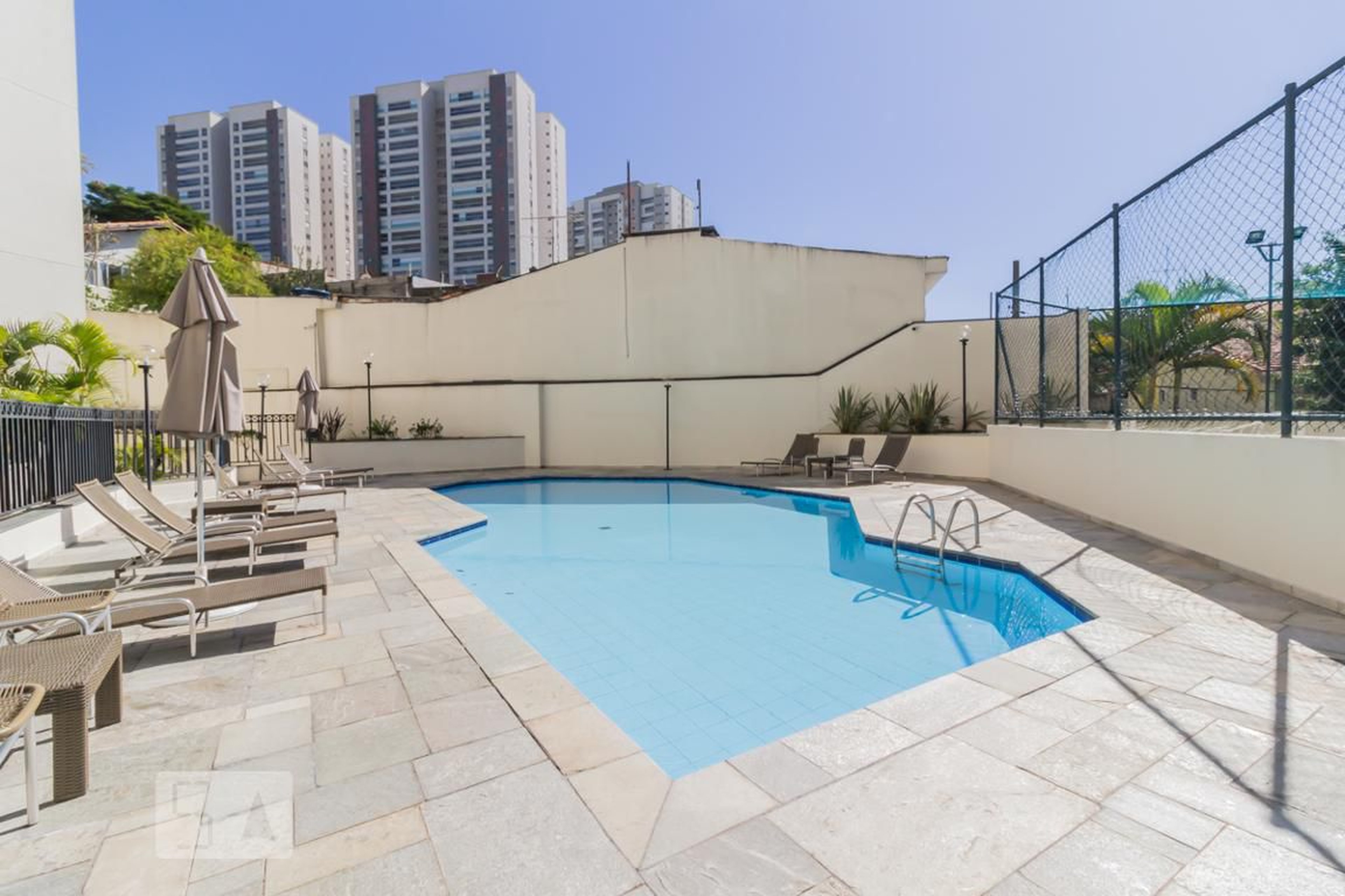 Piscina - Residencial Parque Maia
