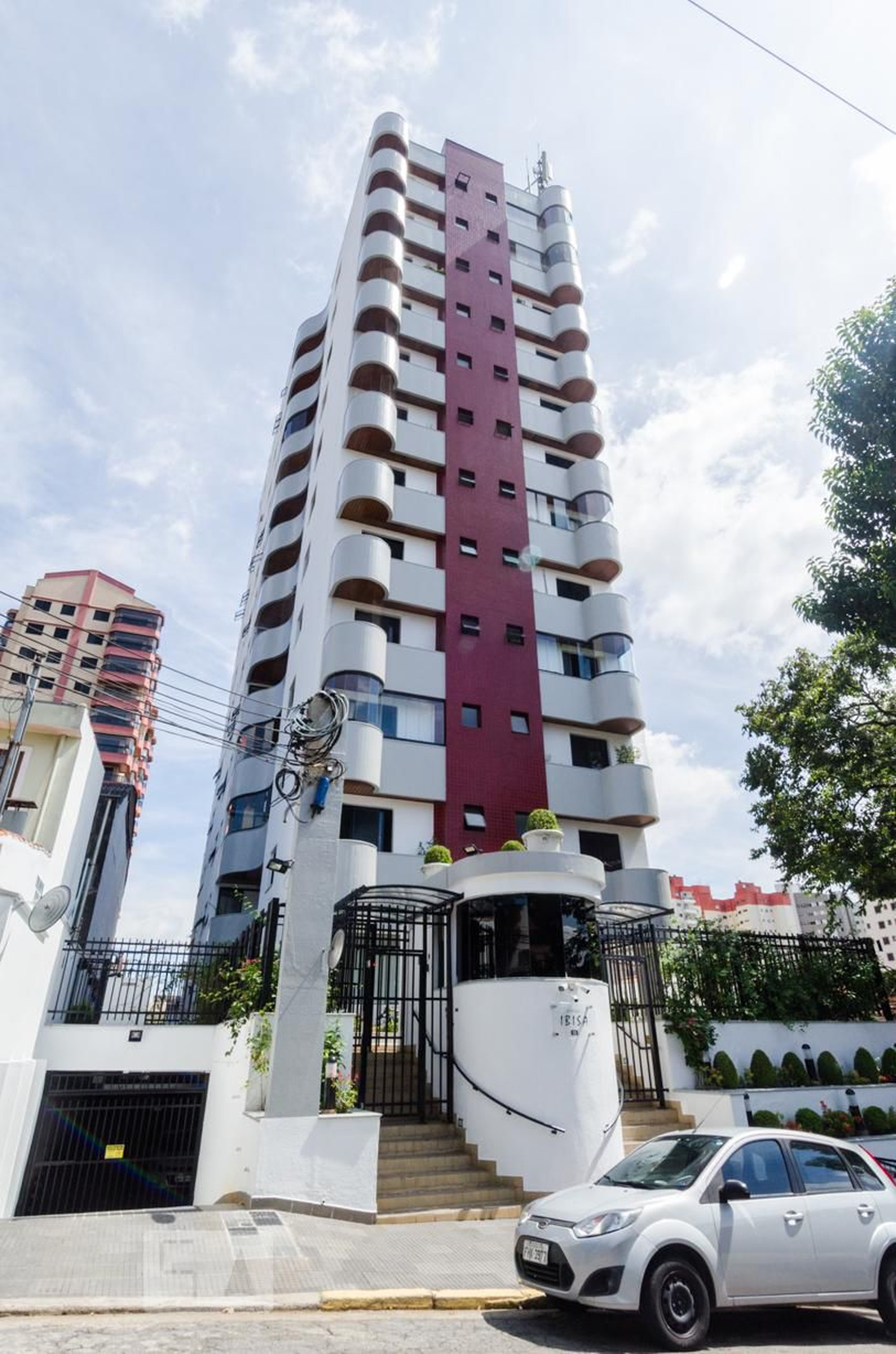 Fachada do Prédio Edifício Ibiza
