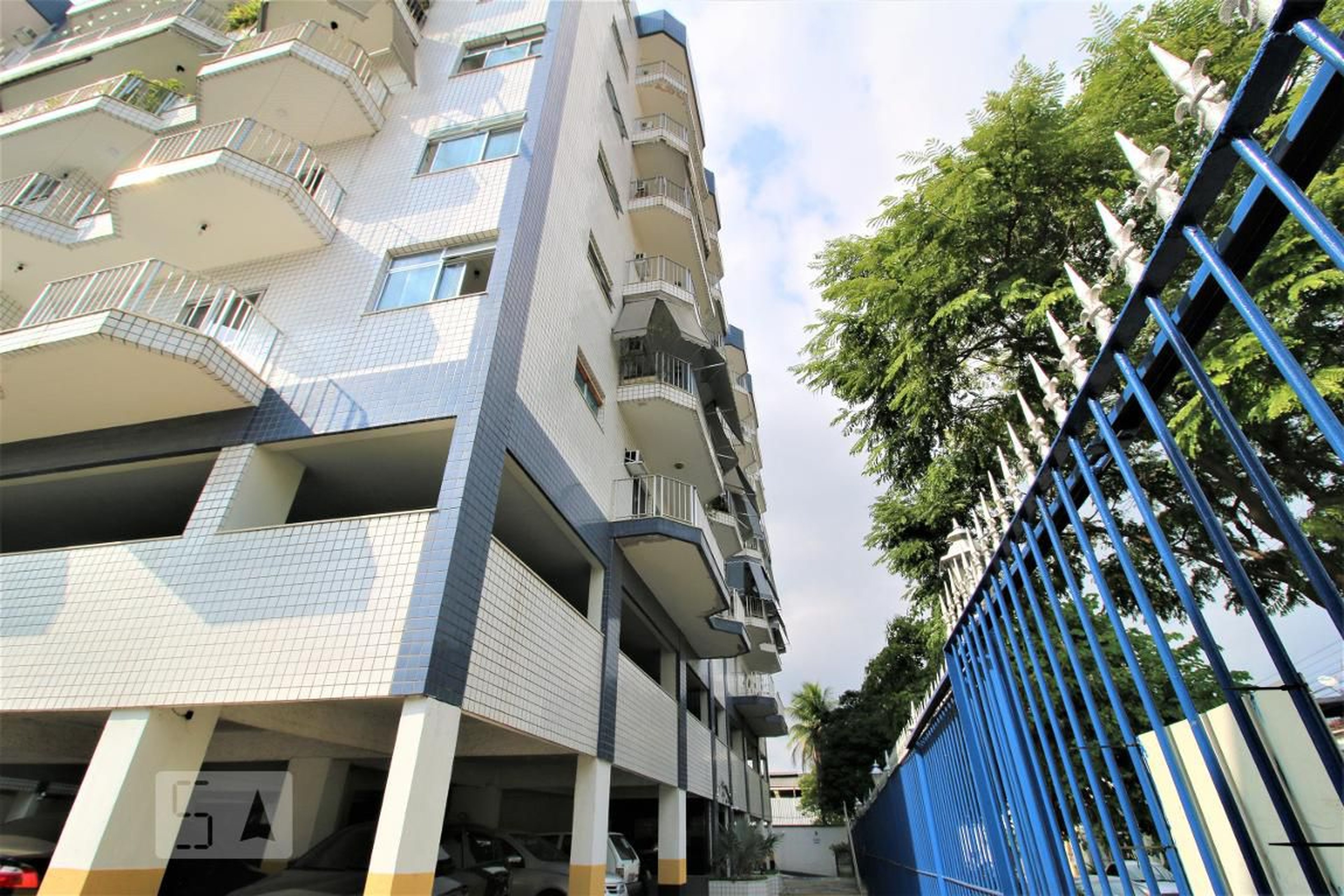 Fachada do Prédio Condomínio Estilo