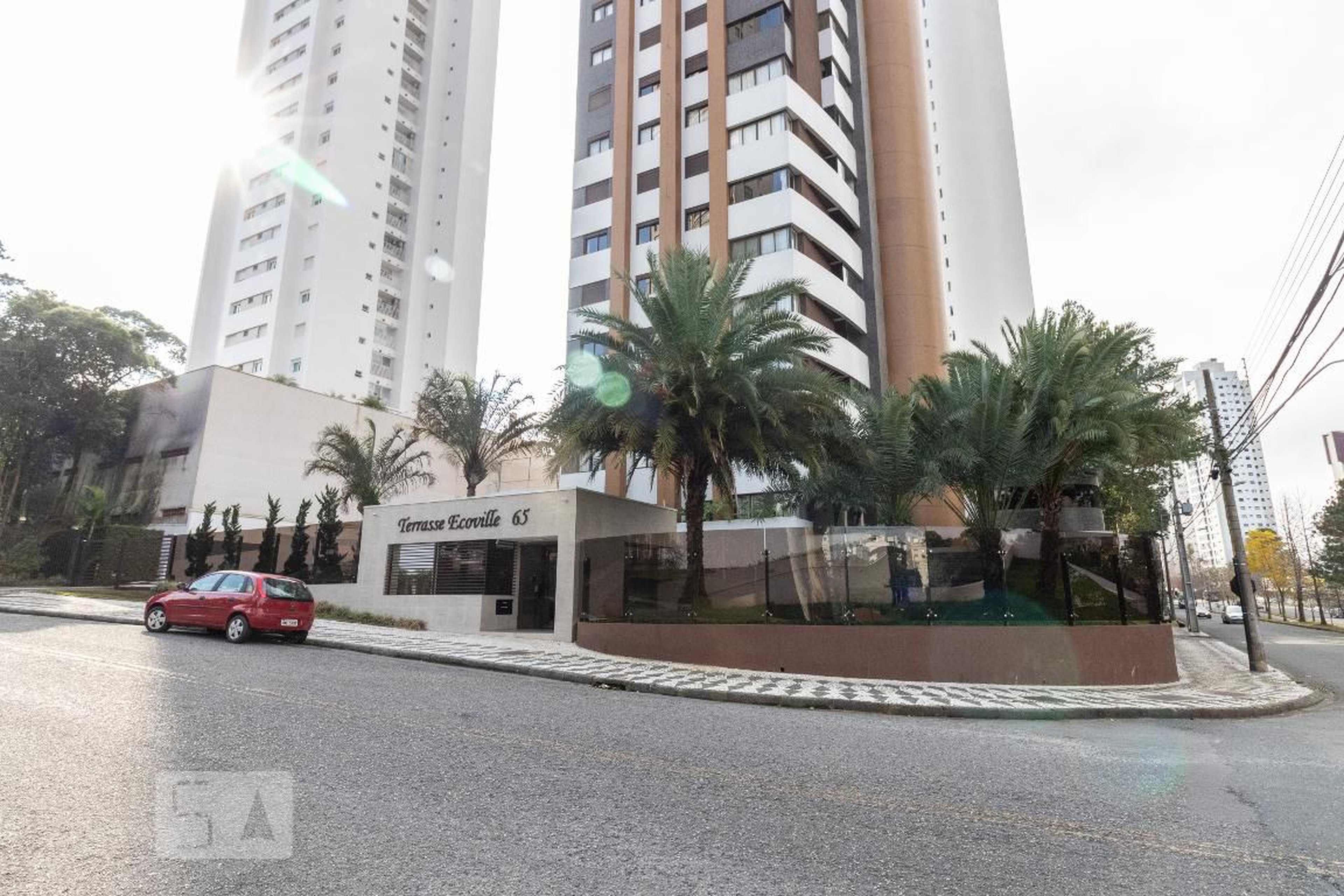 Fachada do prédio Condomínio em Rua Geraldo Lipka, 65