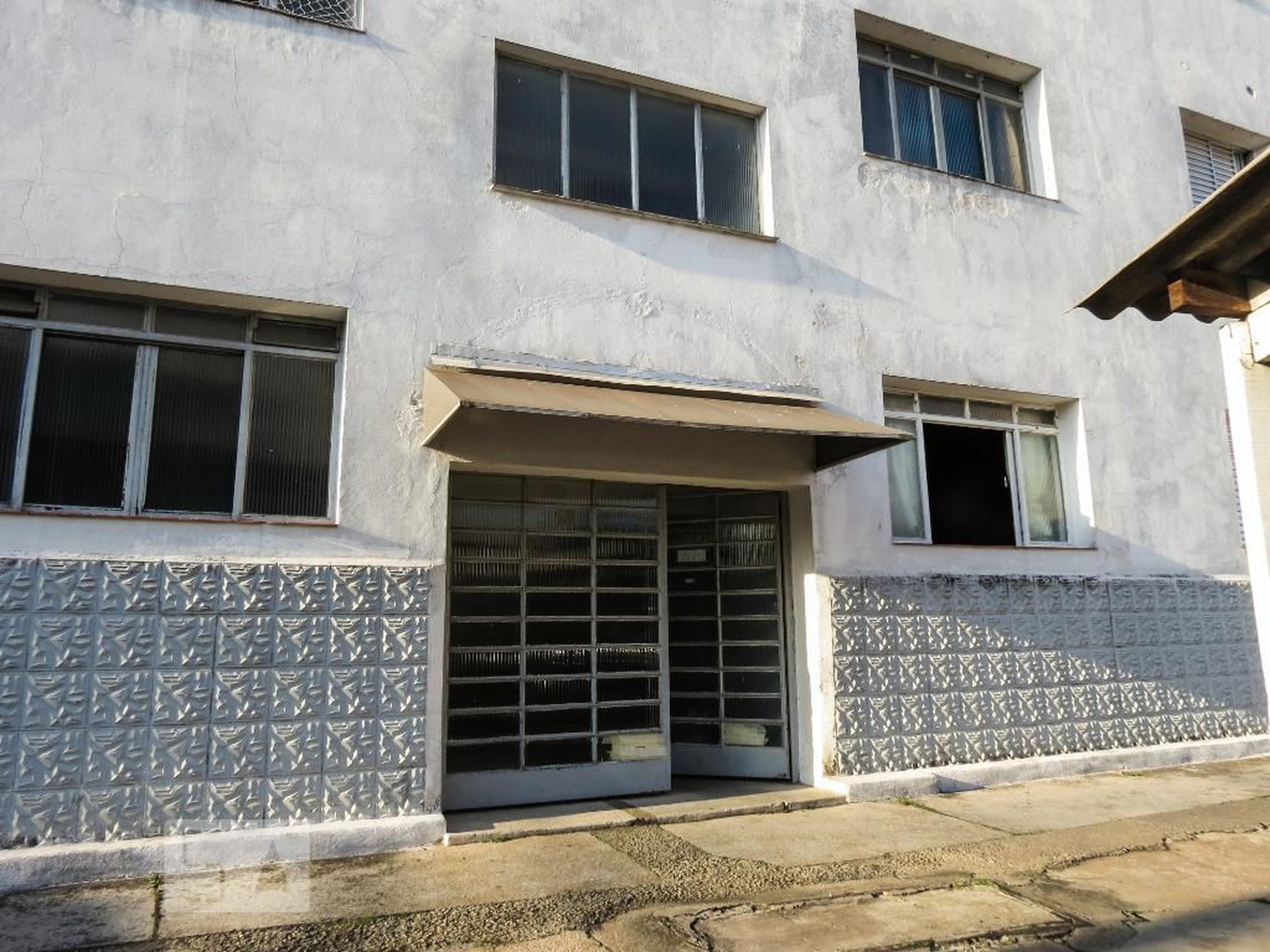 Fachada do Prédio Condomínio em Rua Clotilde Galesi, 50