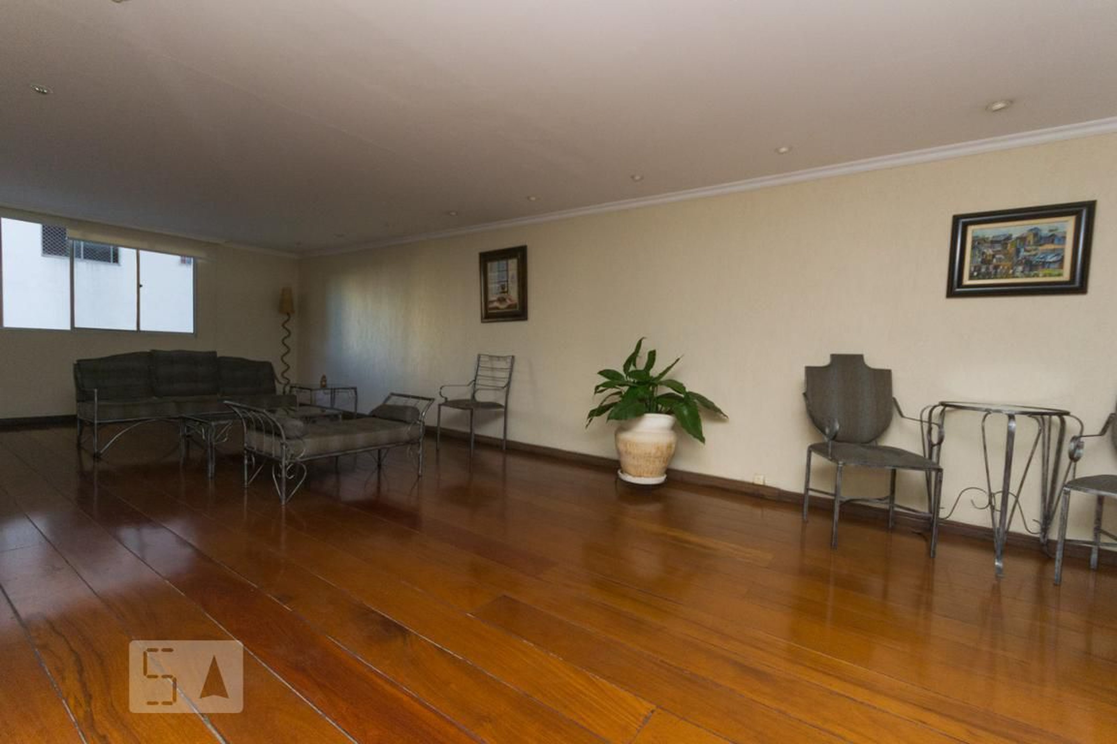 Hall - Edifício Saints Denis 1178