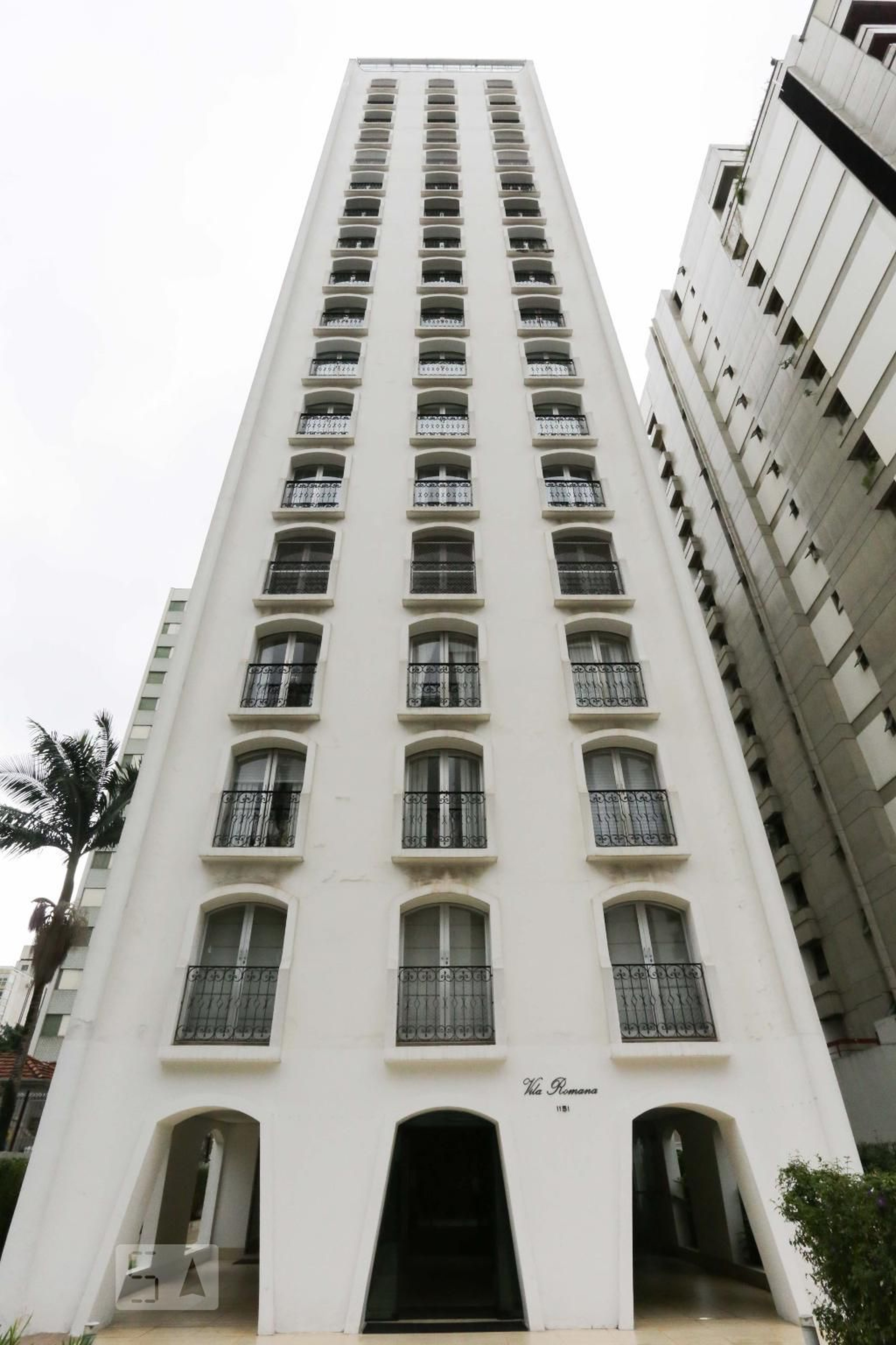 Fachada Condomínio Vila Romana