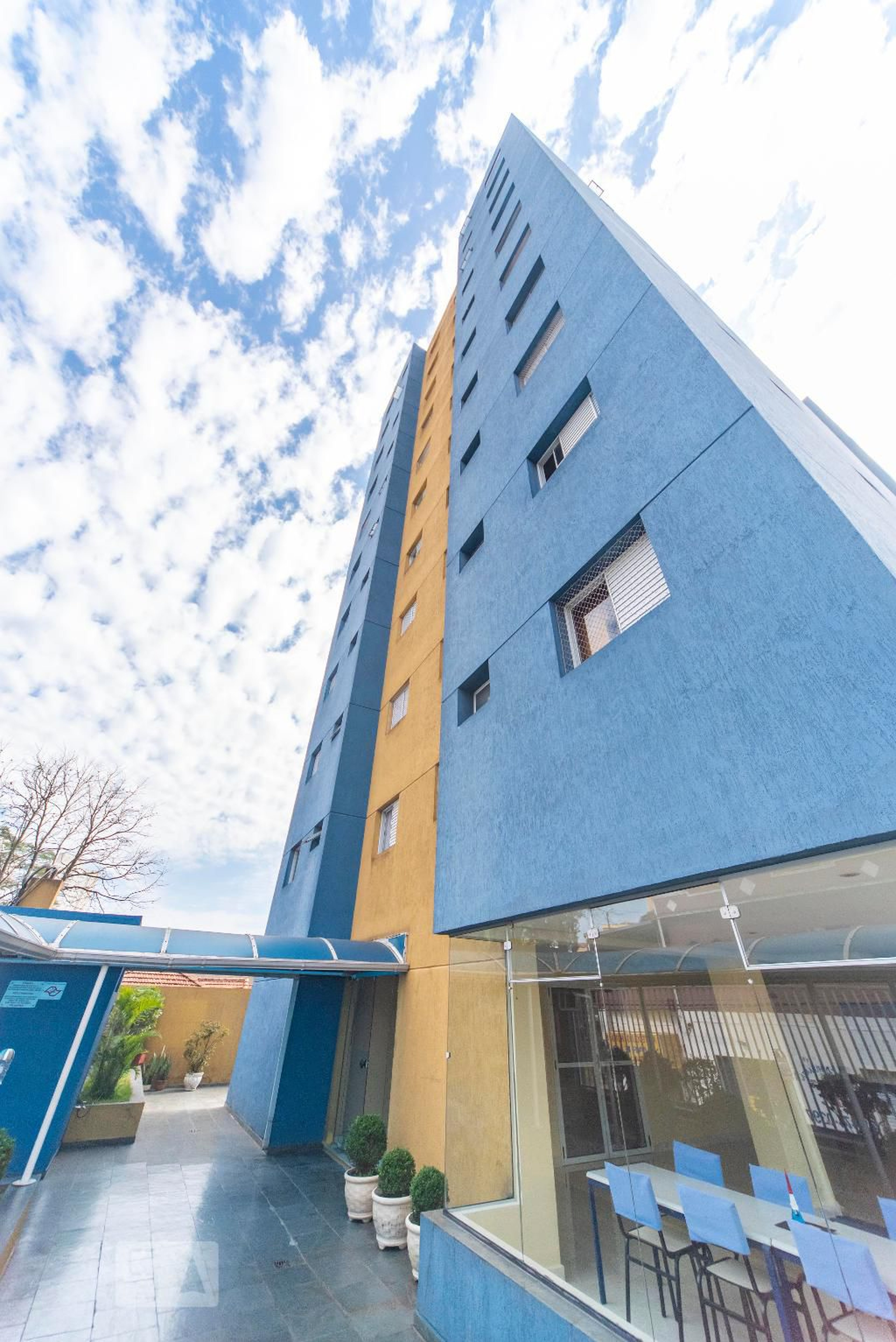 Fachada do Prédio Edifício Milano