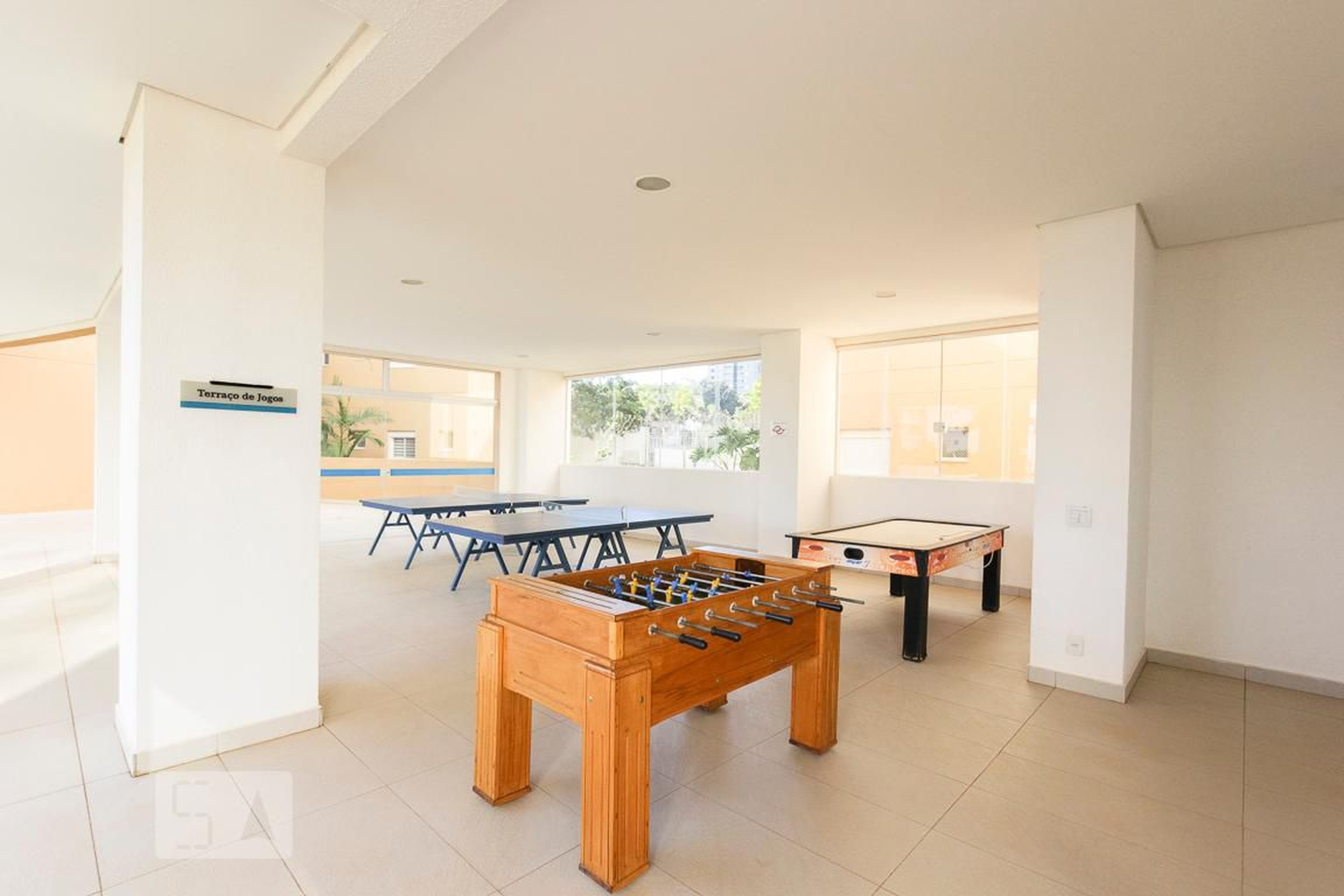 Salão de Jogos - LE Monde