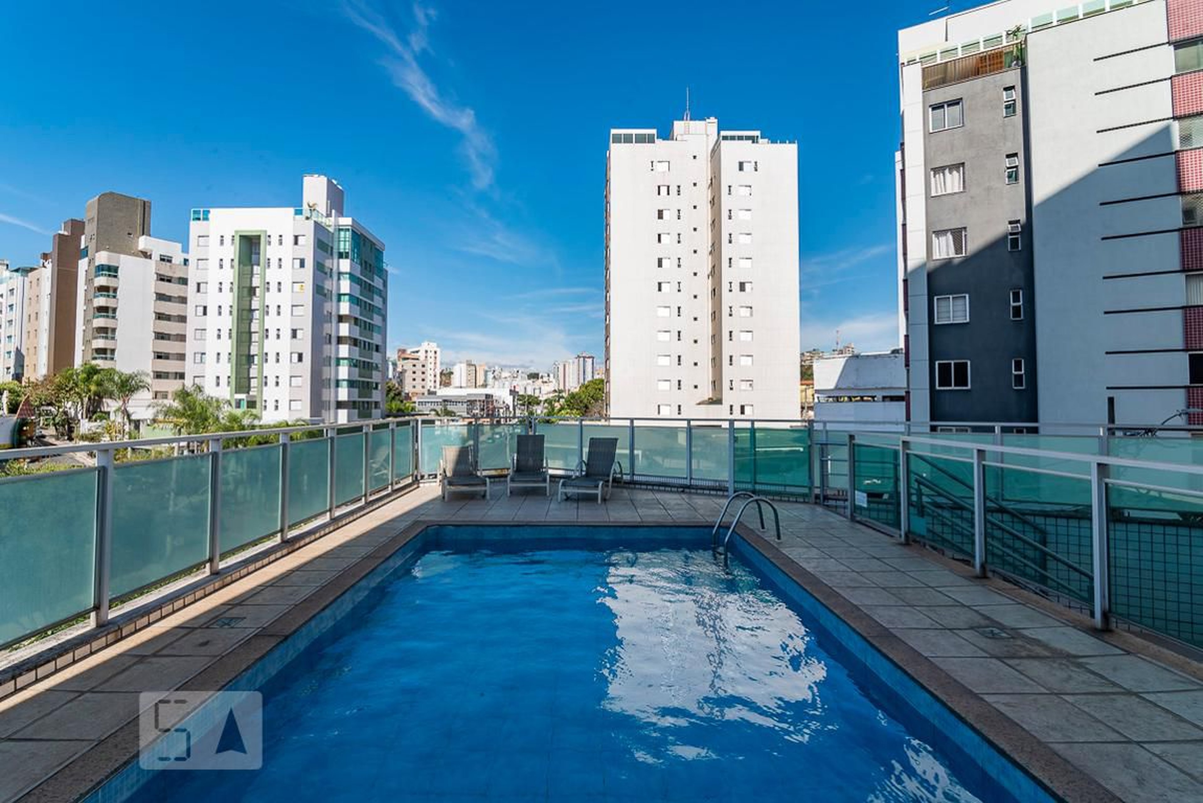 Piscina - Edifício Marbella