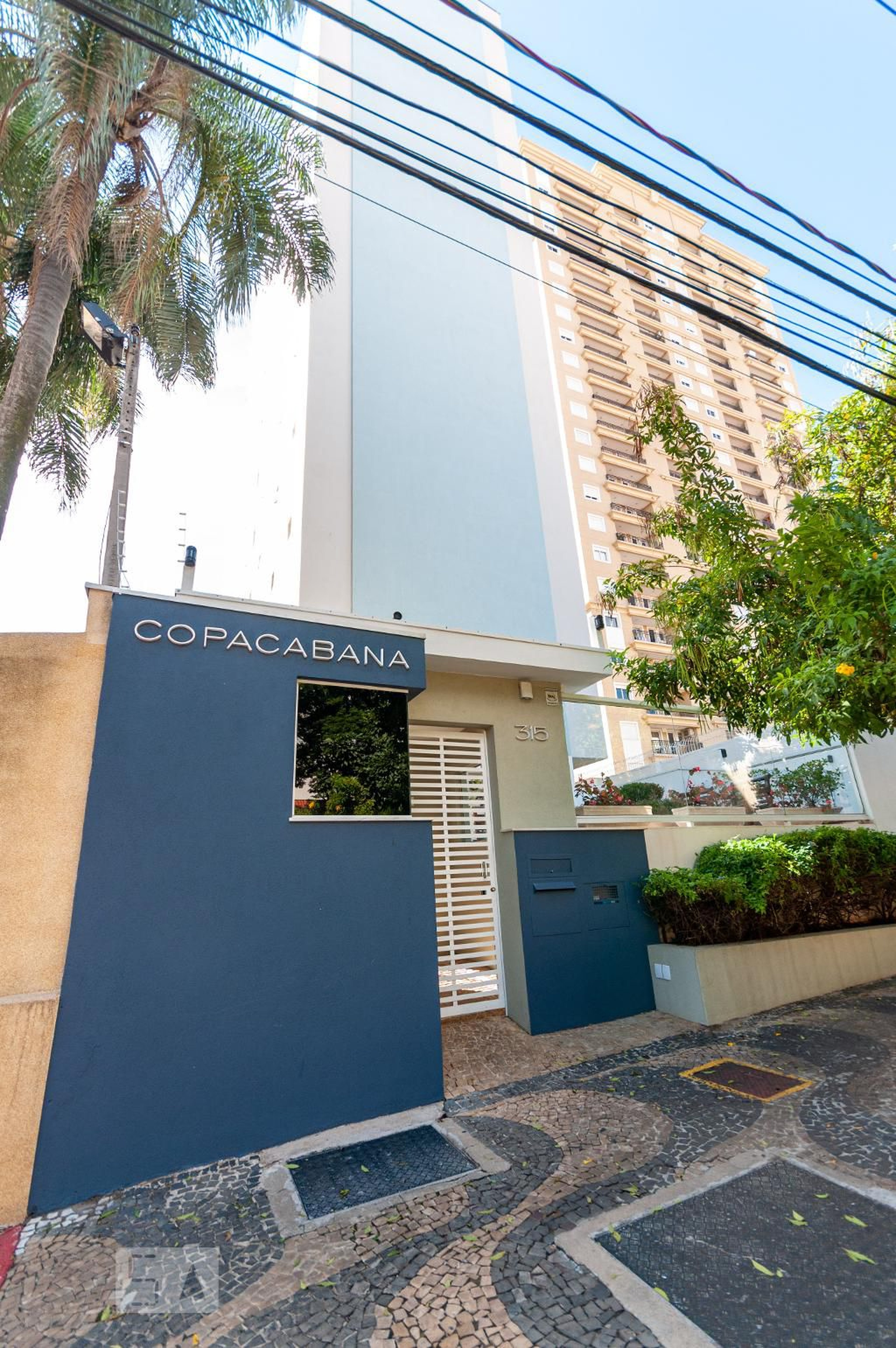 Fachada do Prédio Condomínio Copacabana