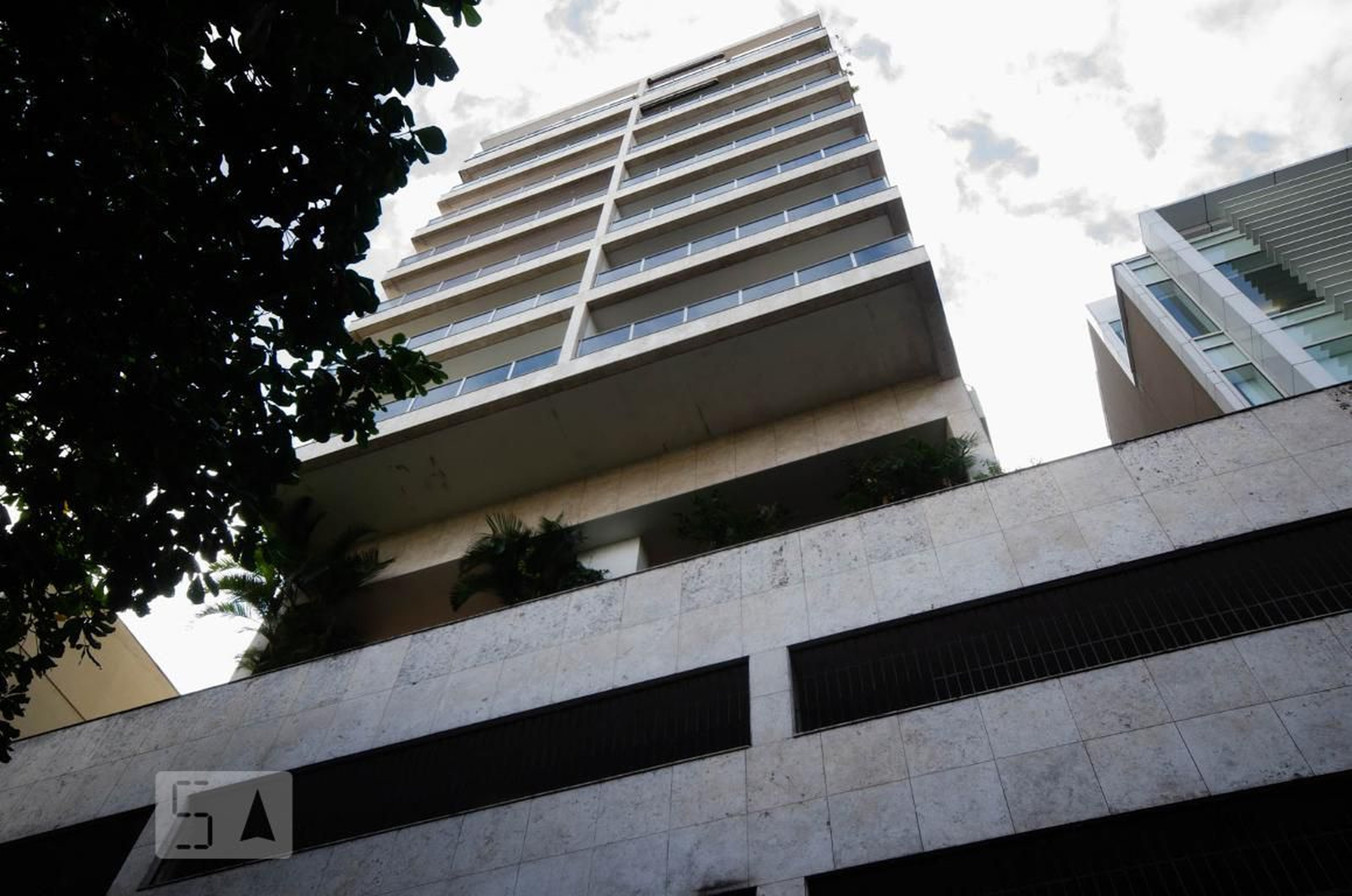 Fachada do Prédio Condomínio Mirante da Praça