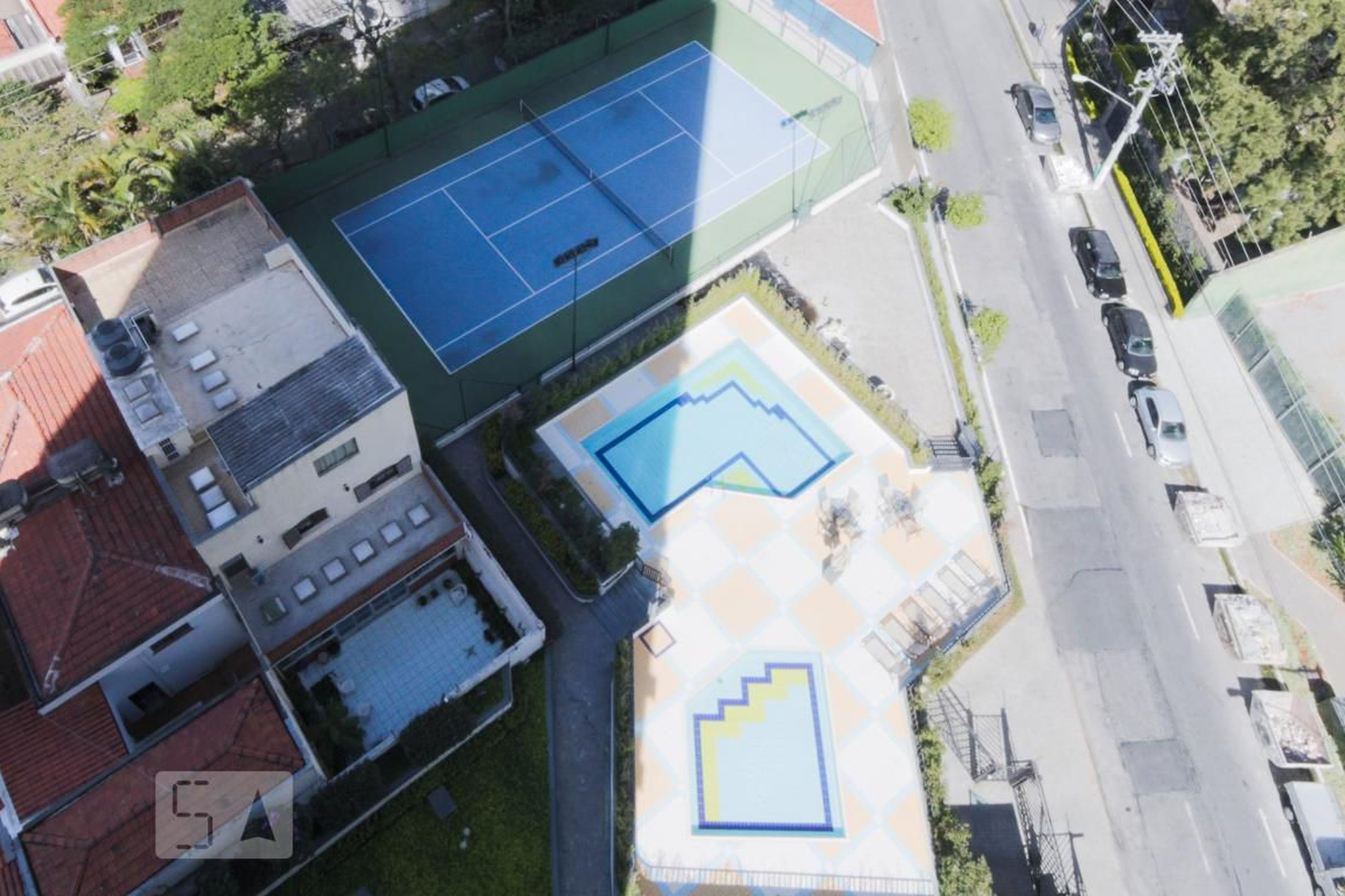 Condomínio - Edifício Clermont Ferrand