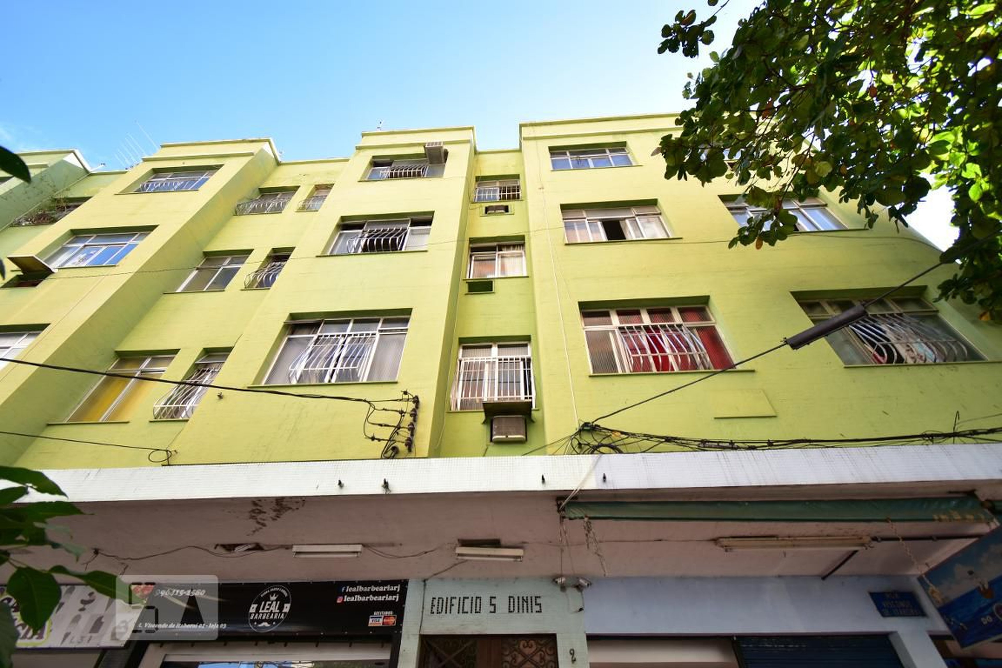 Fachada do Condomínio Edifício São Diniz