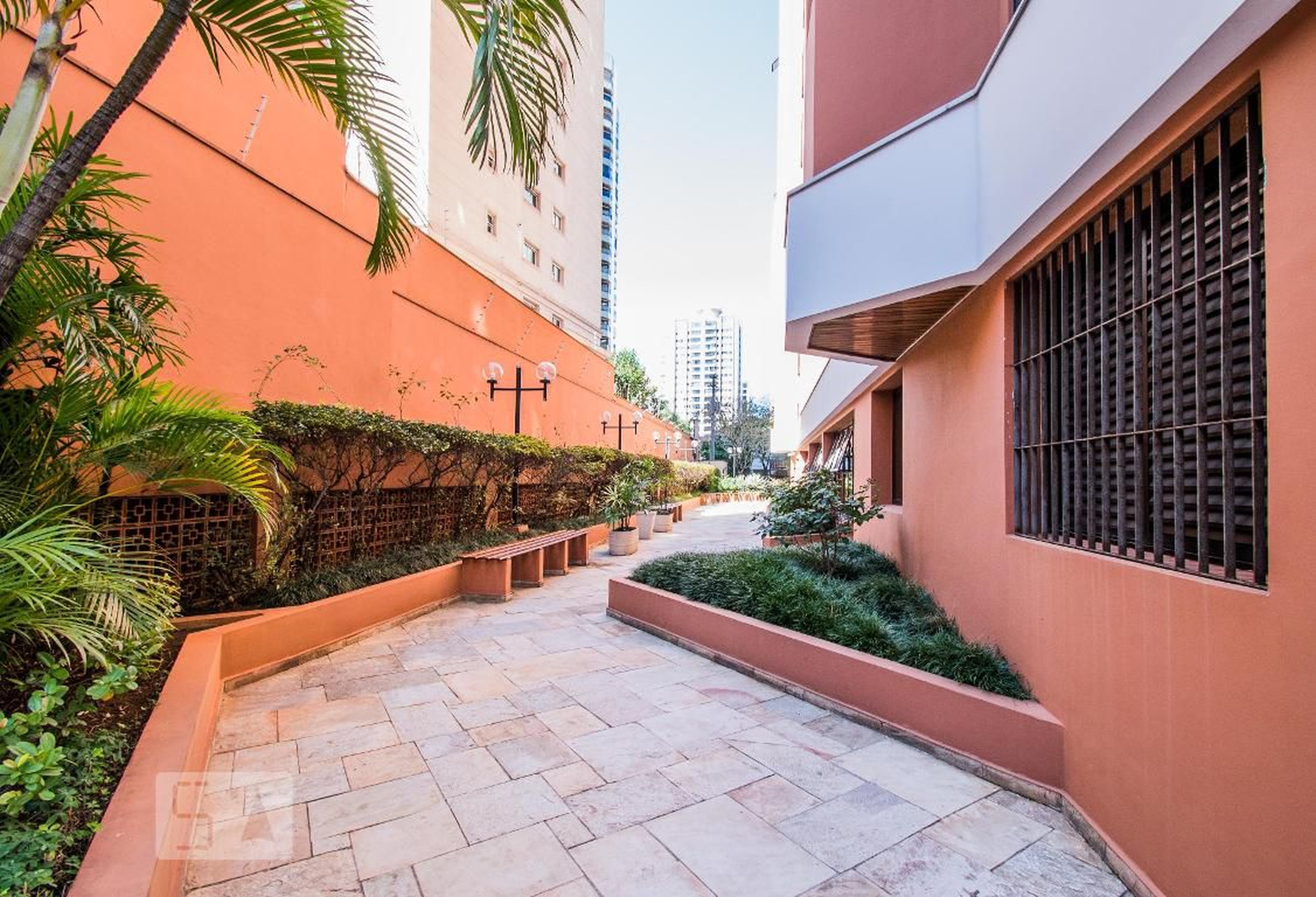 Área Externa - Ares de Mariana